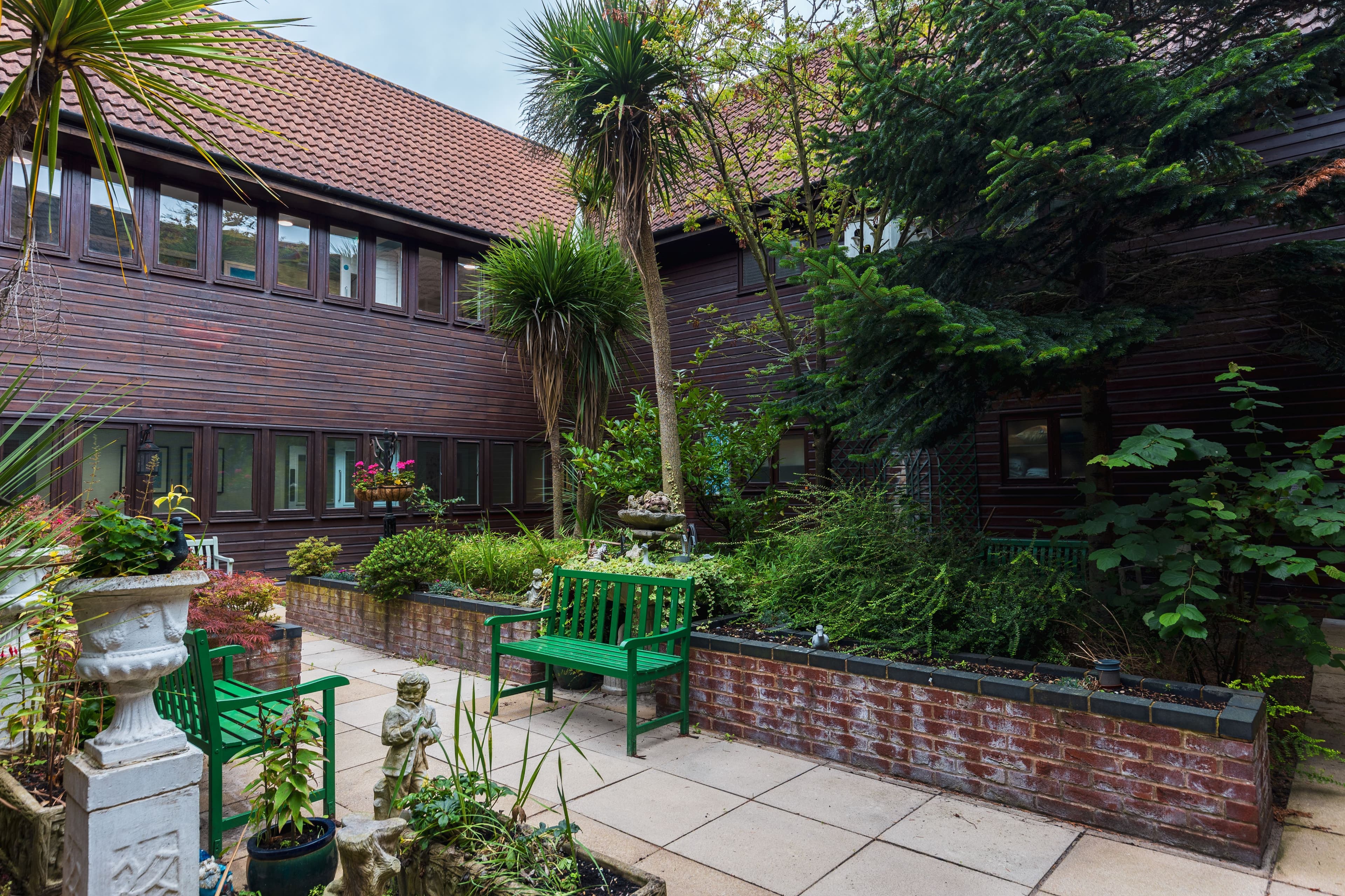 Barchester Healthcare - Barchester Healthcare Austen House care home - 016