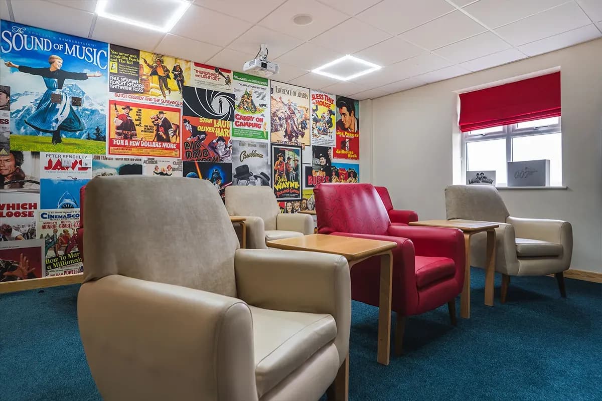 Holt Family Care Group - The Avenue care home 3
