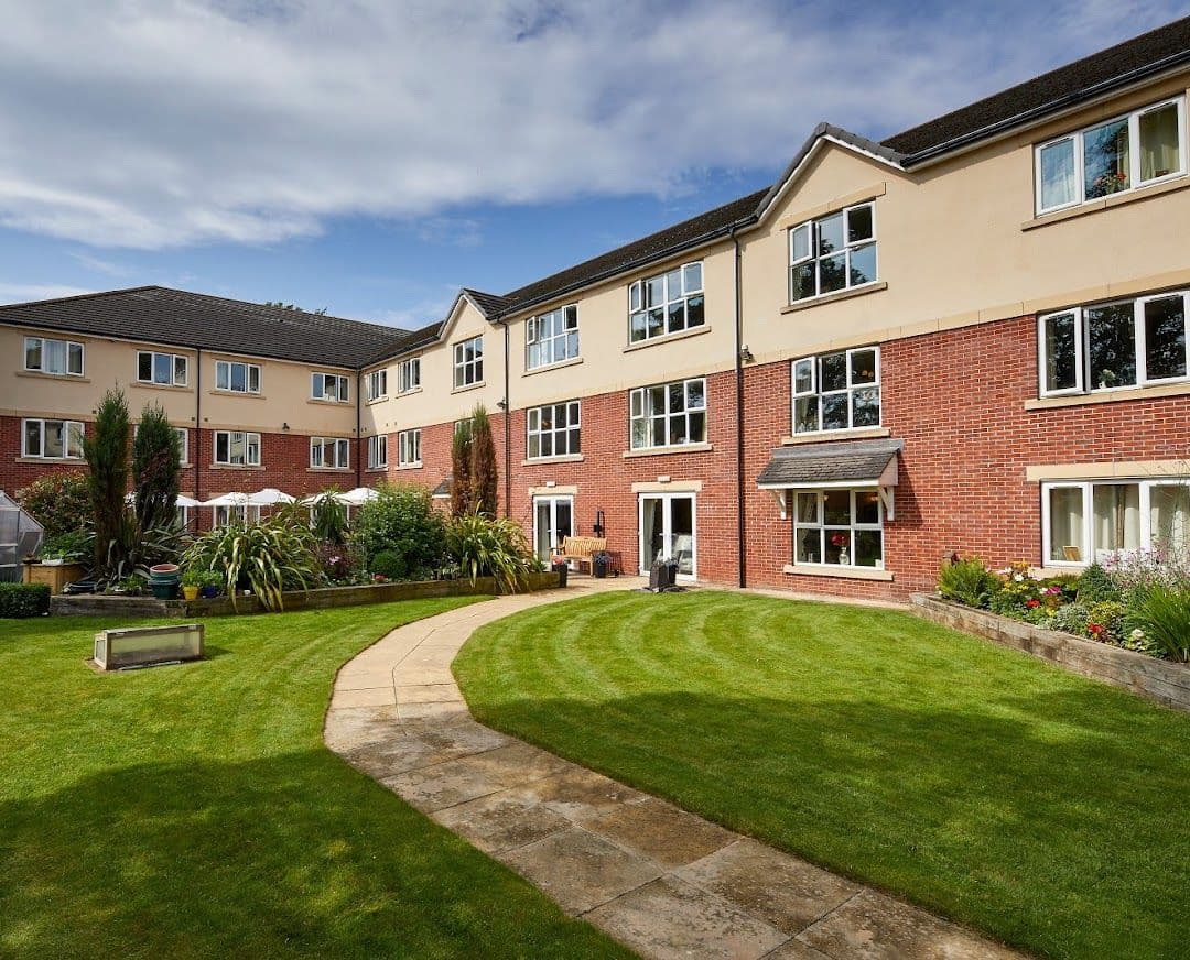 Aire View Care Home | Leeds | Lottie