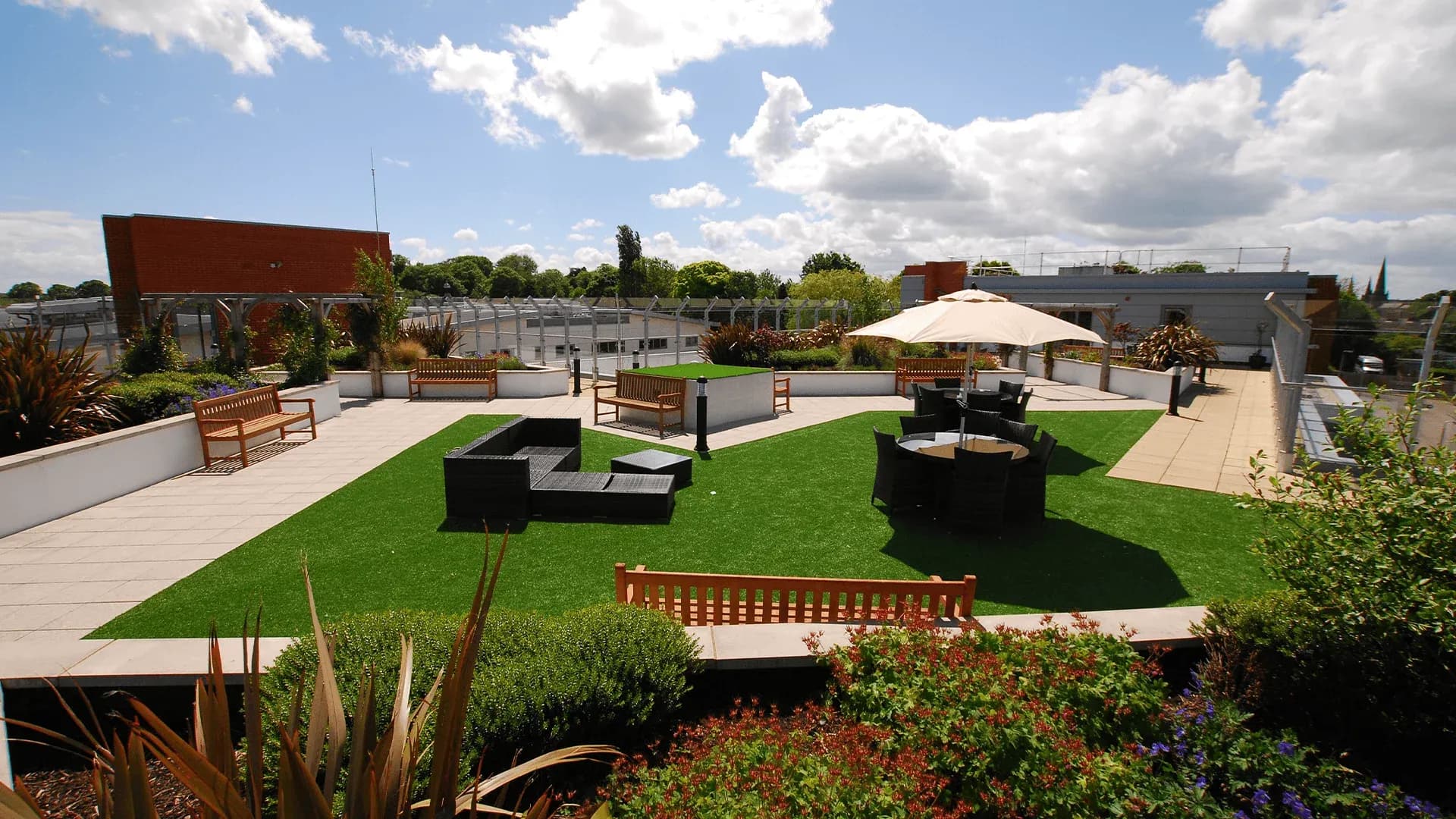 Avery Healthcare - Darwin Court care home 10