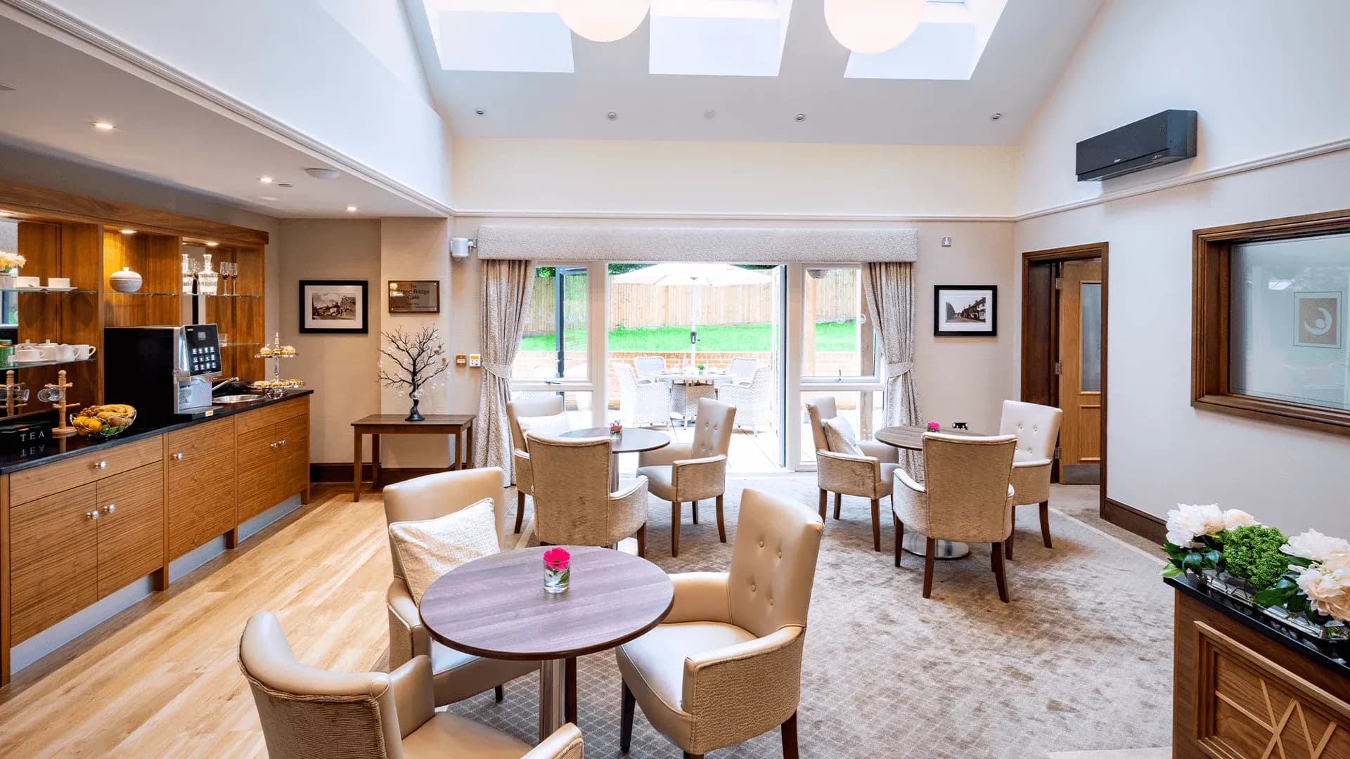 Avery Healthcare - Edenbridge Manor care home 3