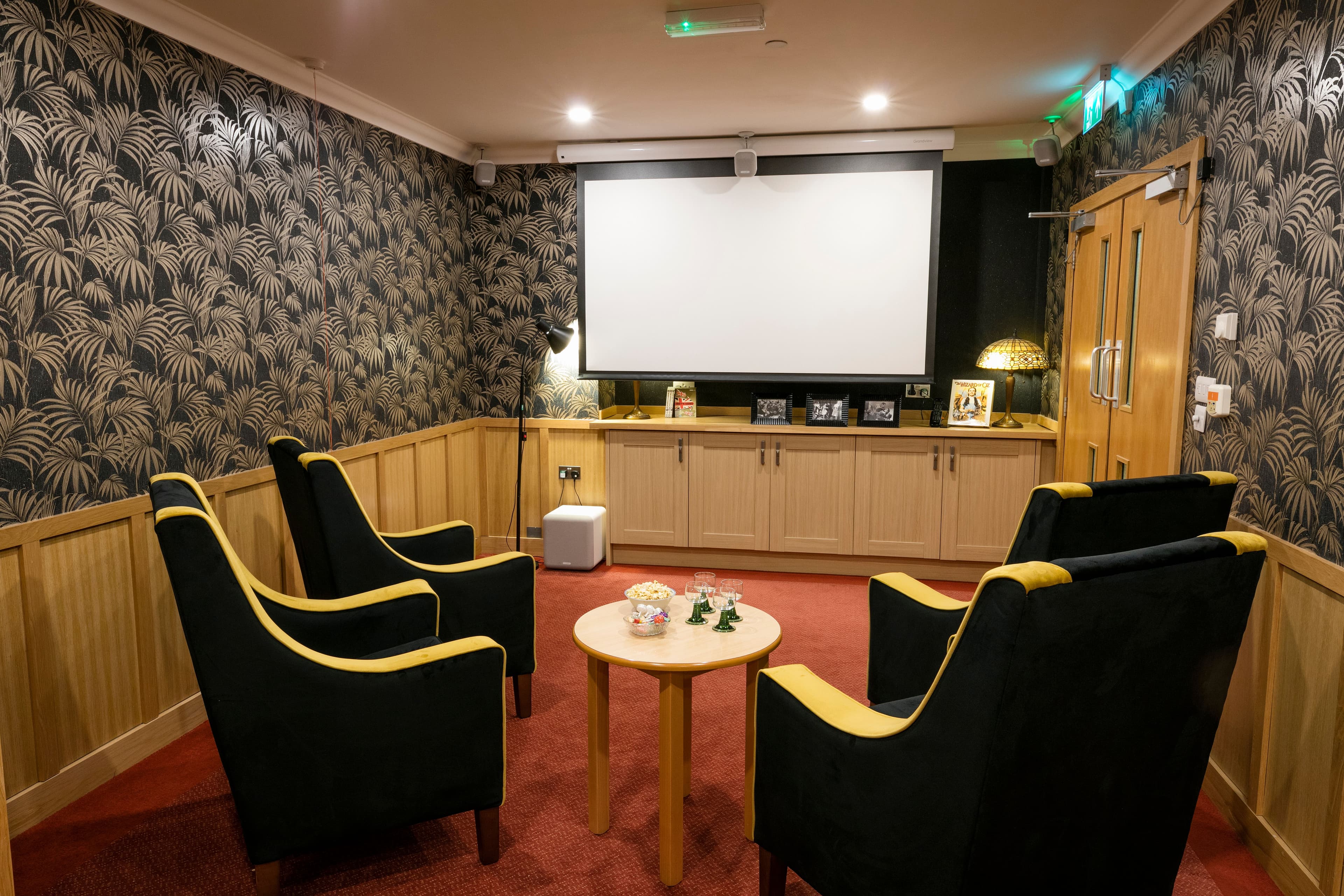 B&M Care - White Plains care home - 008