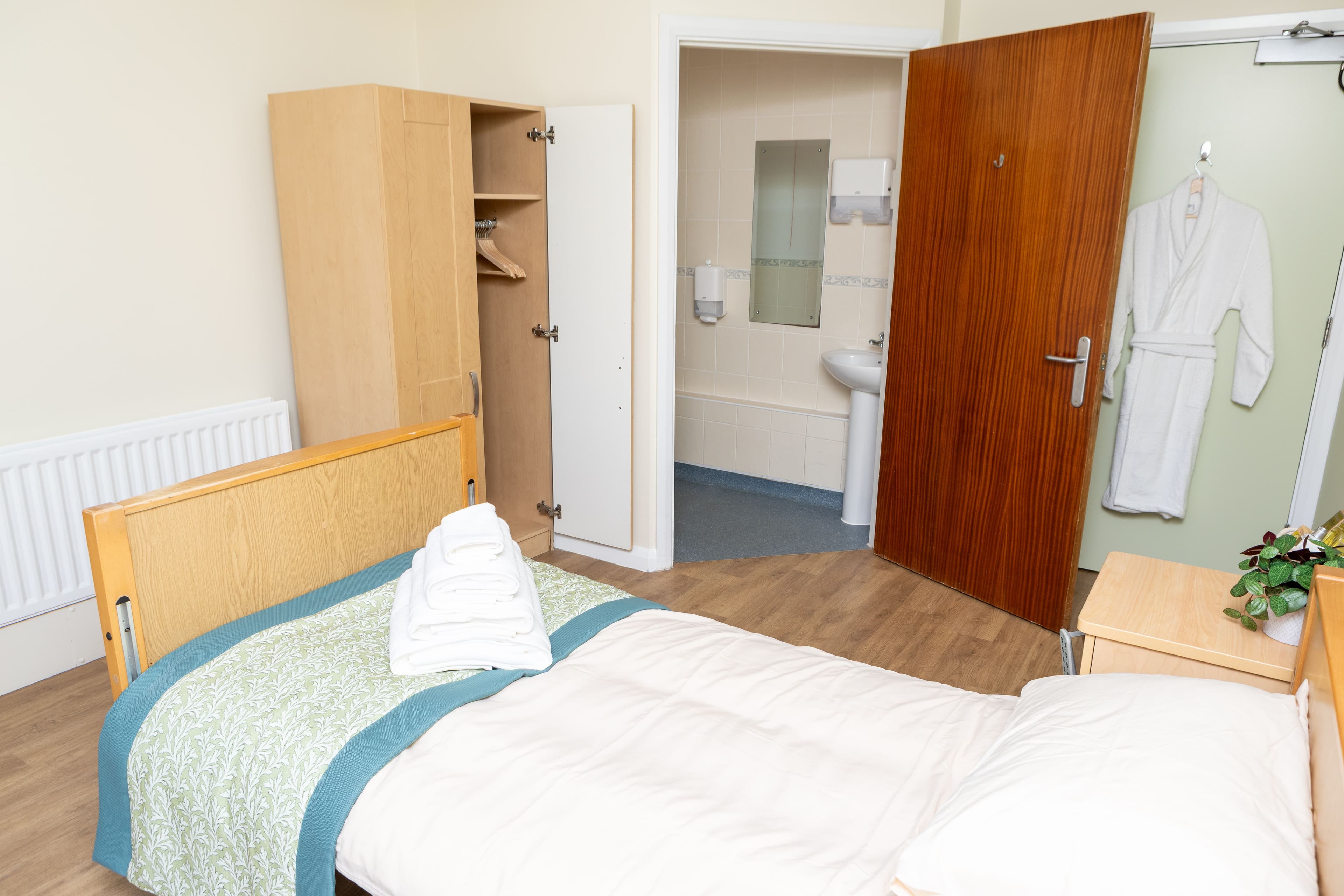 Advinia Health Care - Parklands Court care home - 008