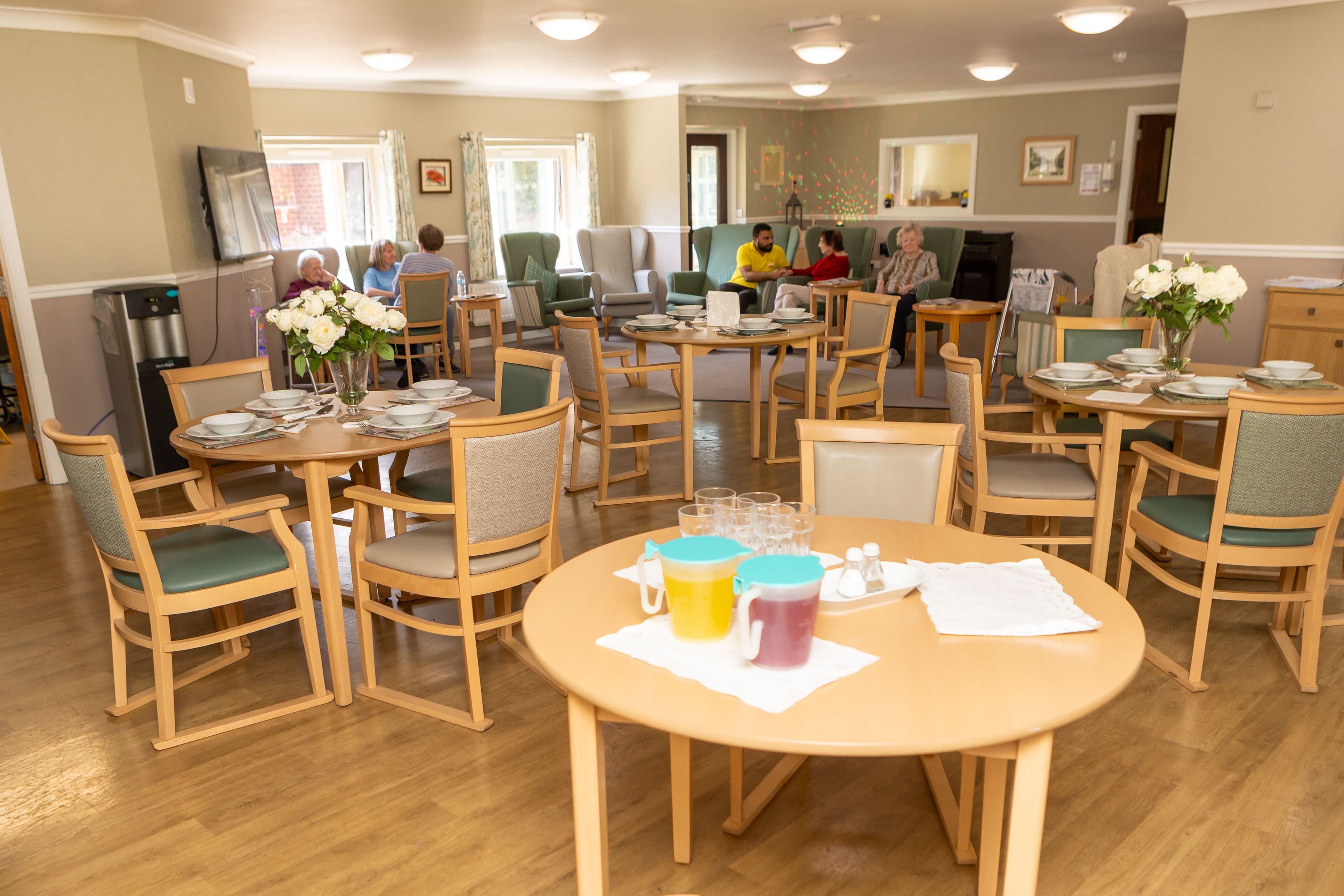 Advinia Health Care - Parklands Court care home - 005