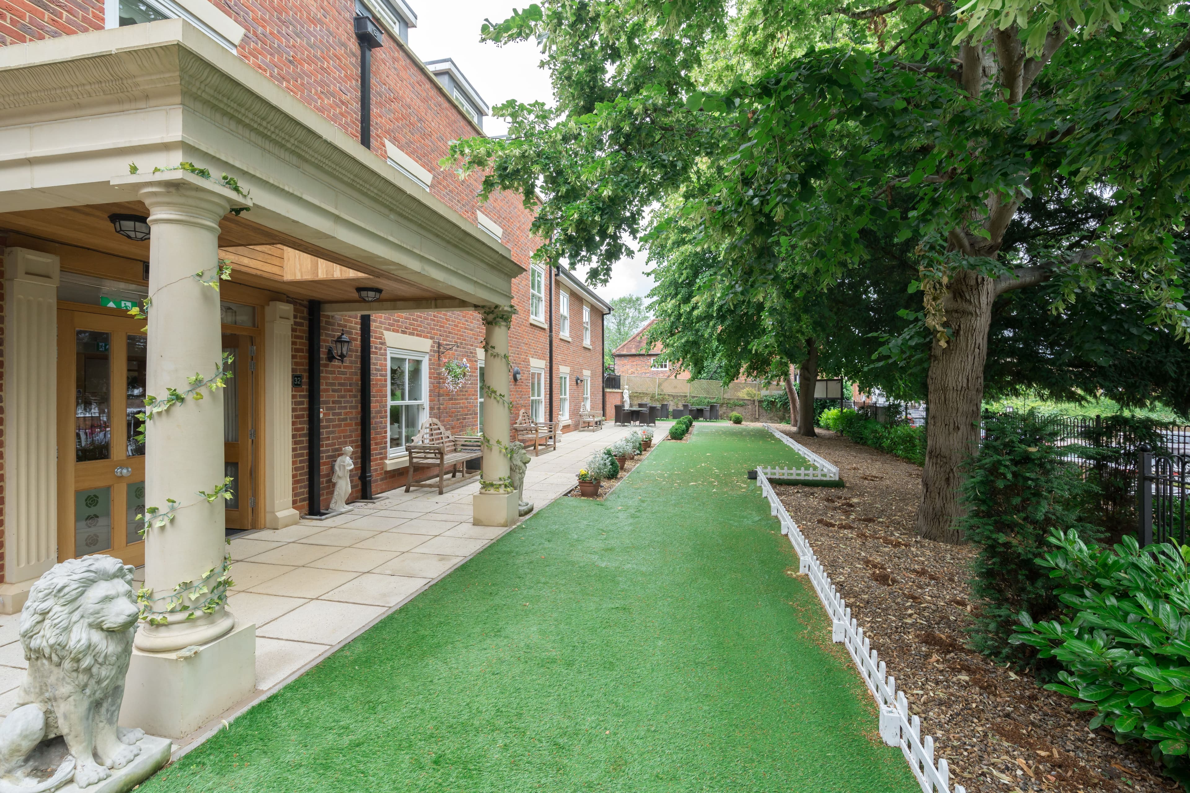 B&M Care - St Lauras care home - 008