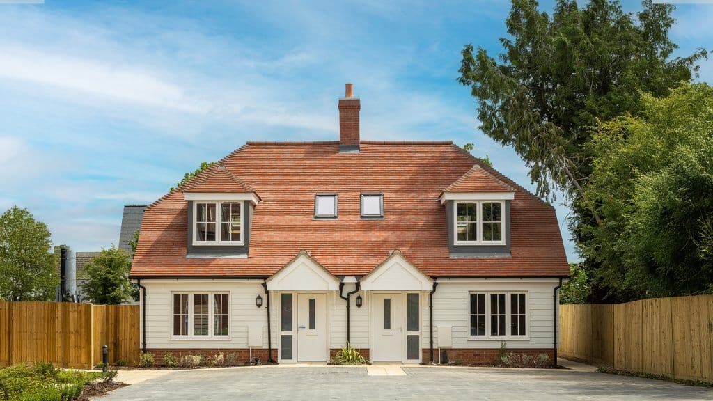 Churchill Living - Staplehurst - Baker Mews in High Street, Staplehurst, Kent, TN12 0JU - 000
