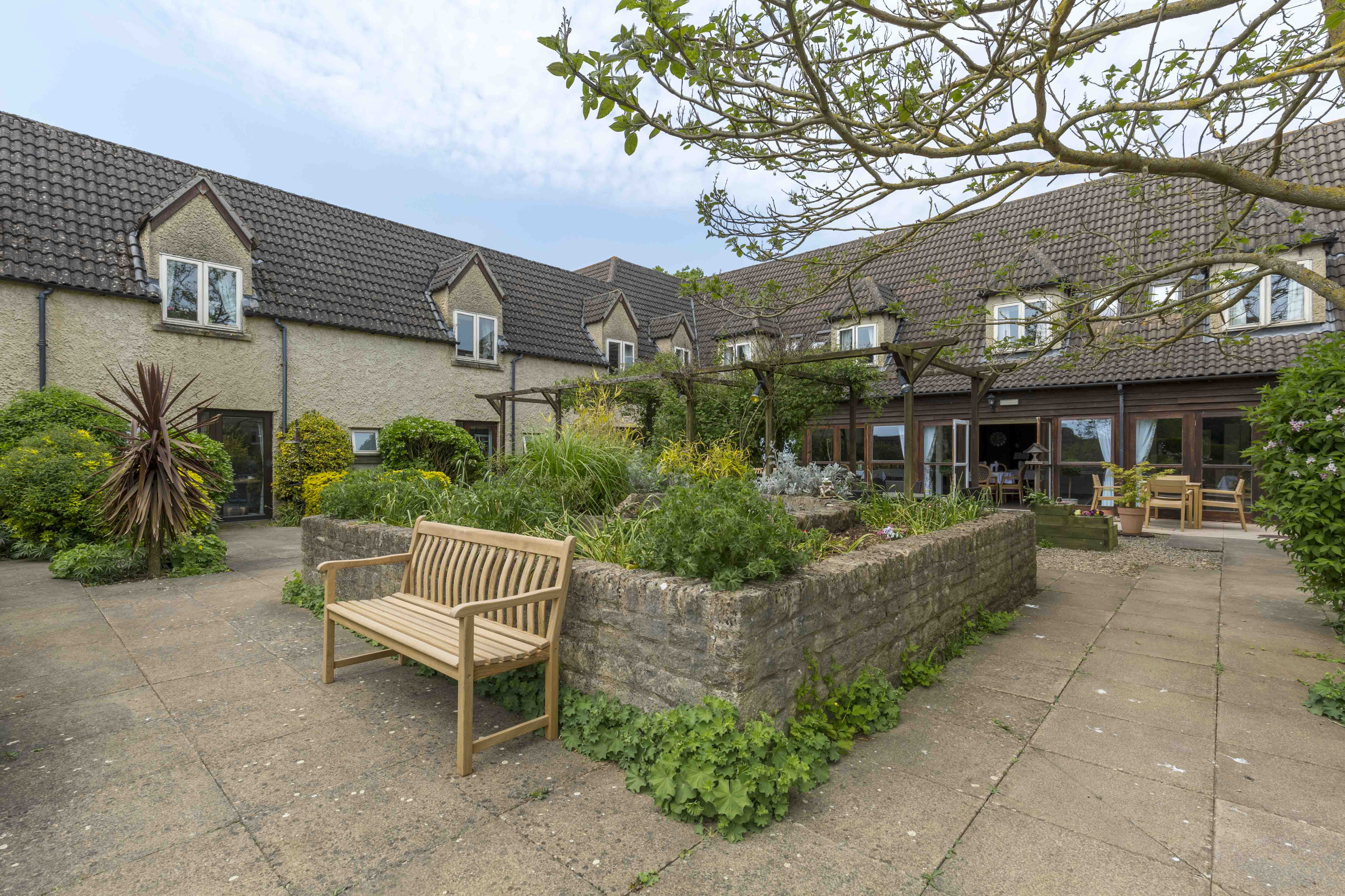 Barchester Healthcare - Hunters care home 17