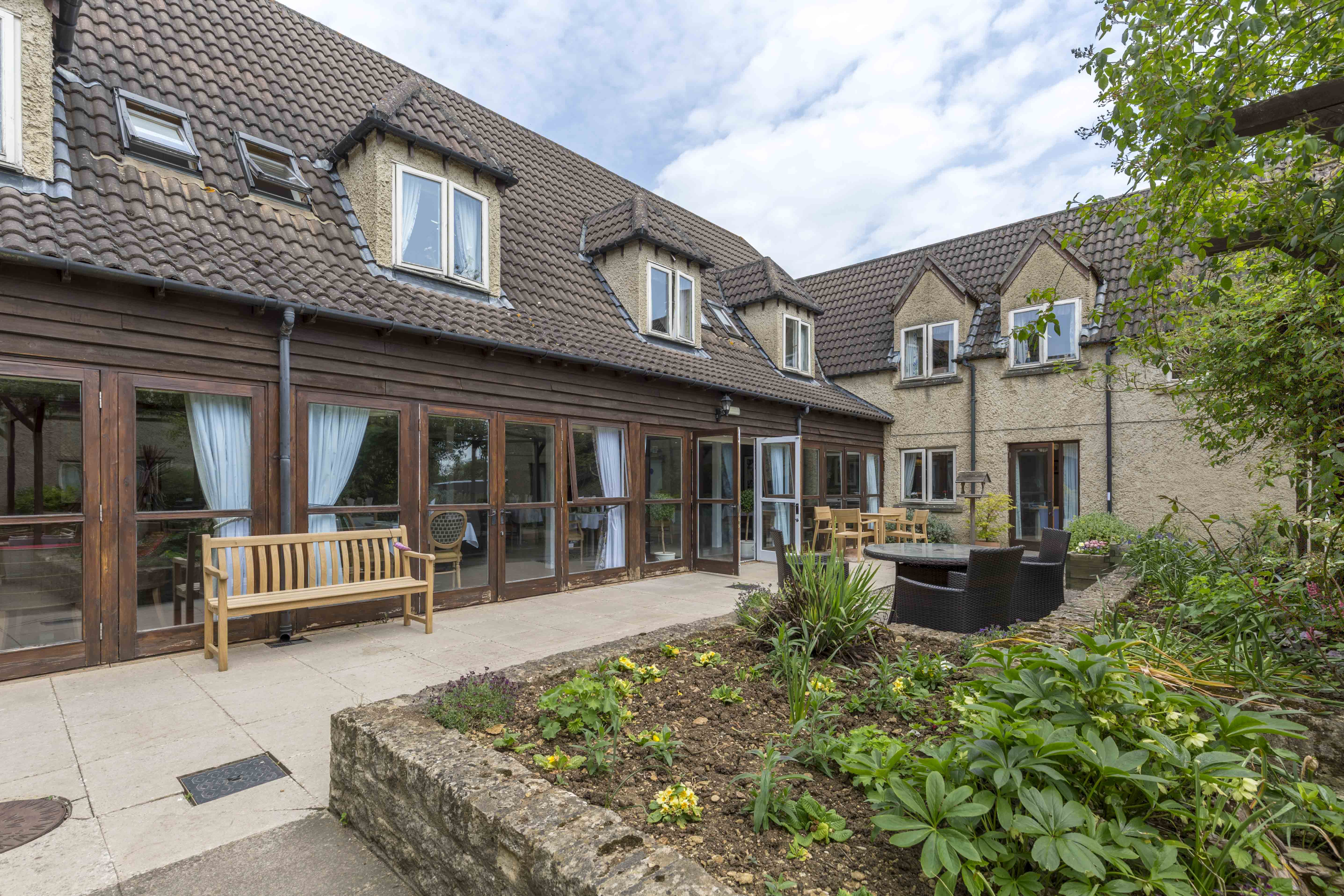 Barchester Healthcare - Hunters care home 19