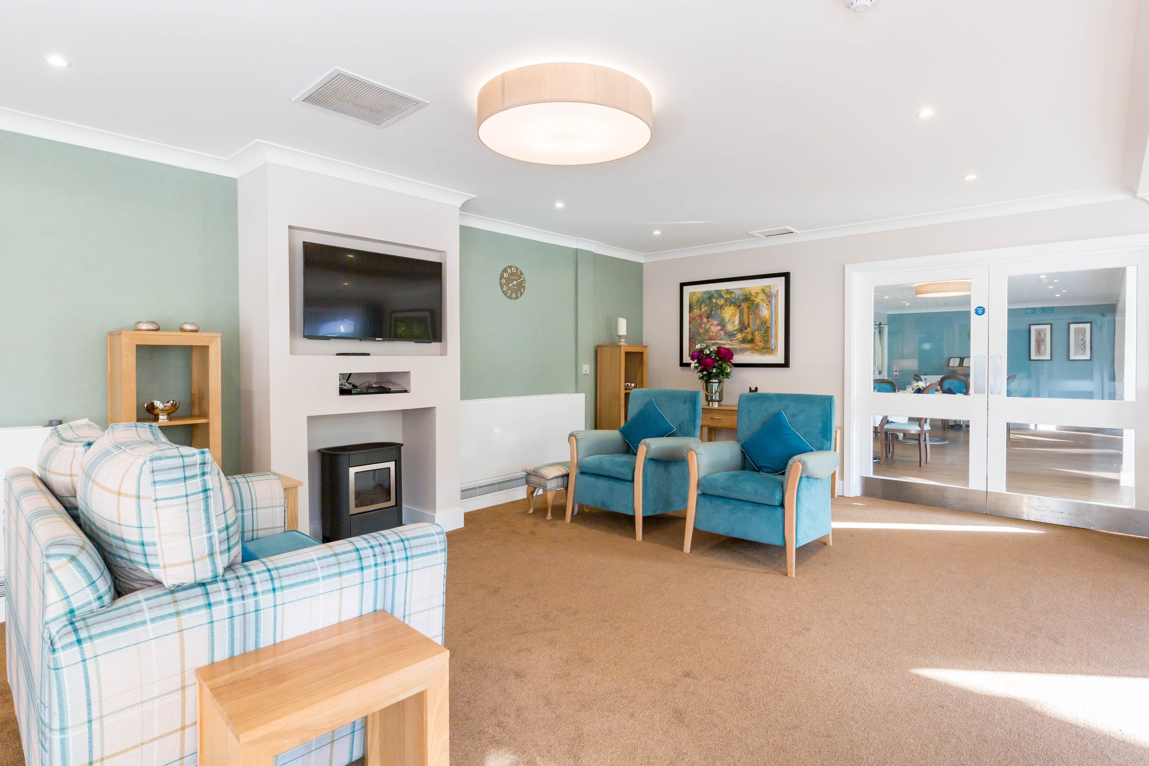 Communal Lounge at Leonard Lodge Care Home in Brentwood, Essex