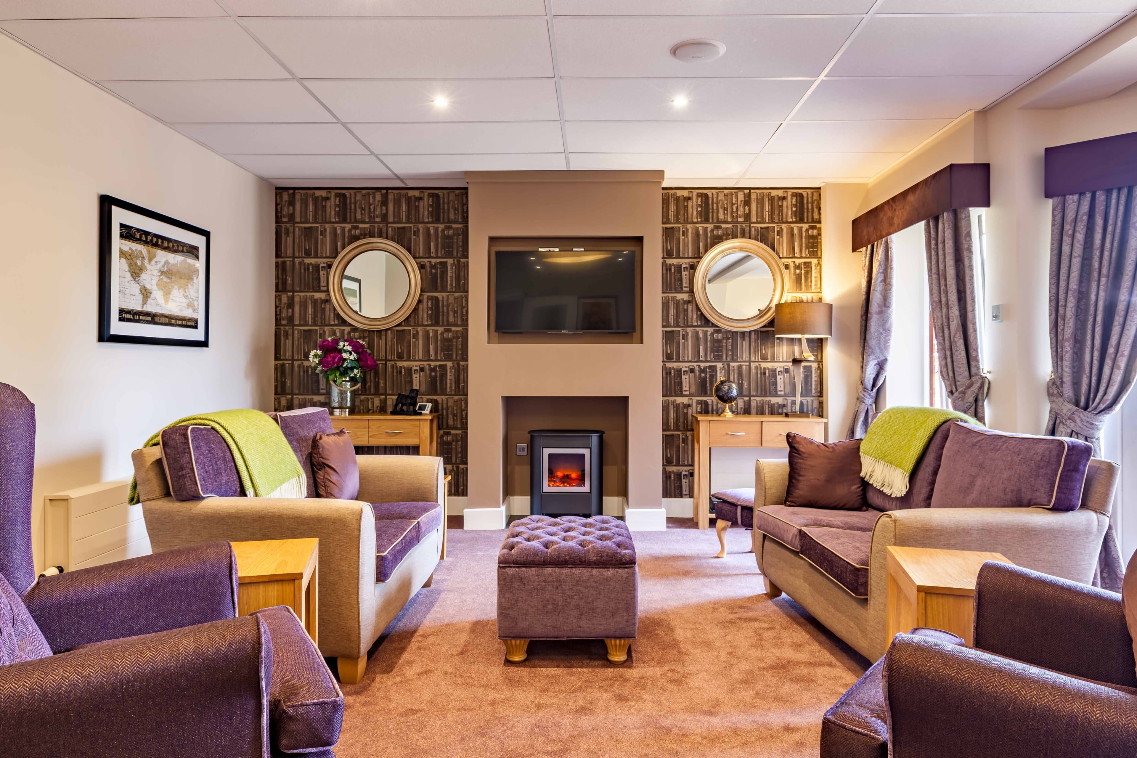 Communal Lounge at Lindum House Care Home in Beverley, East Riding of Yorkshire