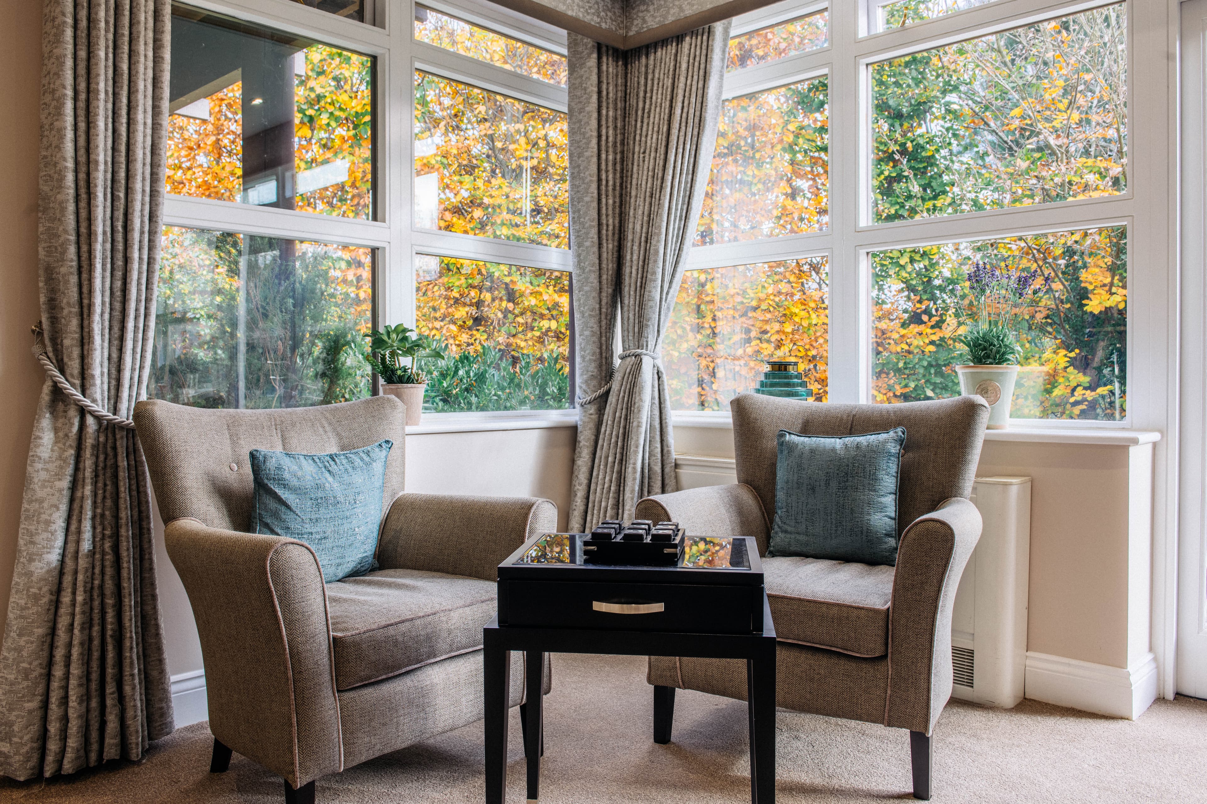 Communal Lounge at Lynde House Care Home in Twickenham, Richmond Upon Thames