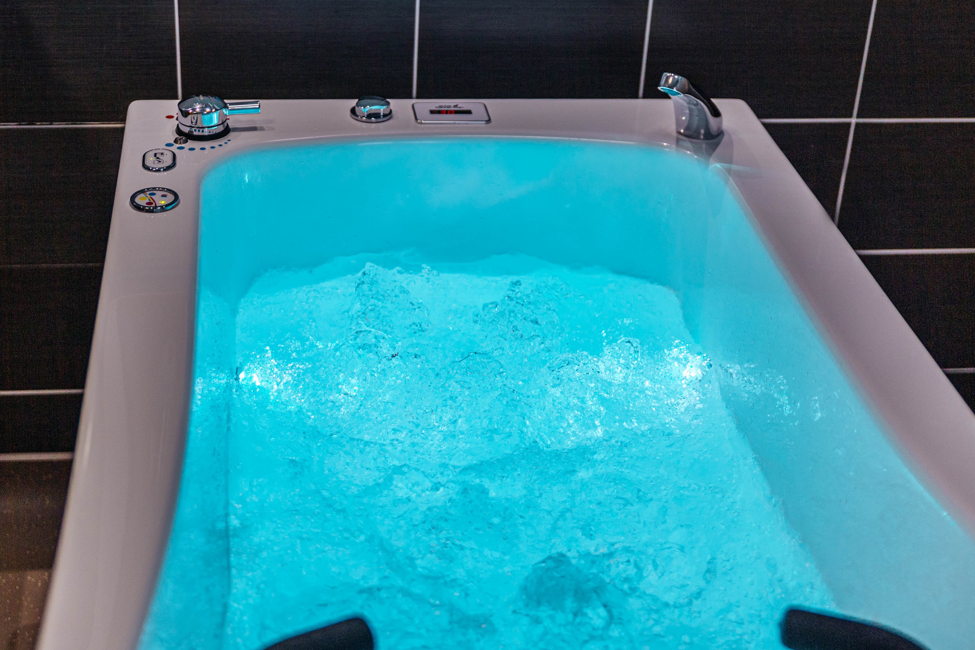 Spa Bathroom at Magnolia Court Care Home in London, England