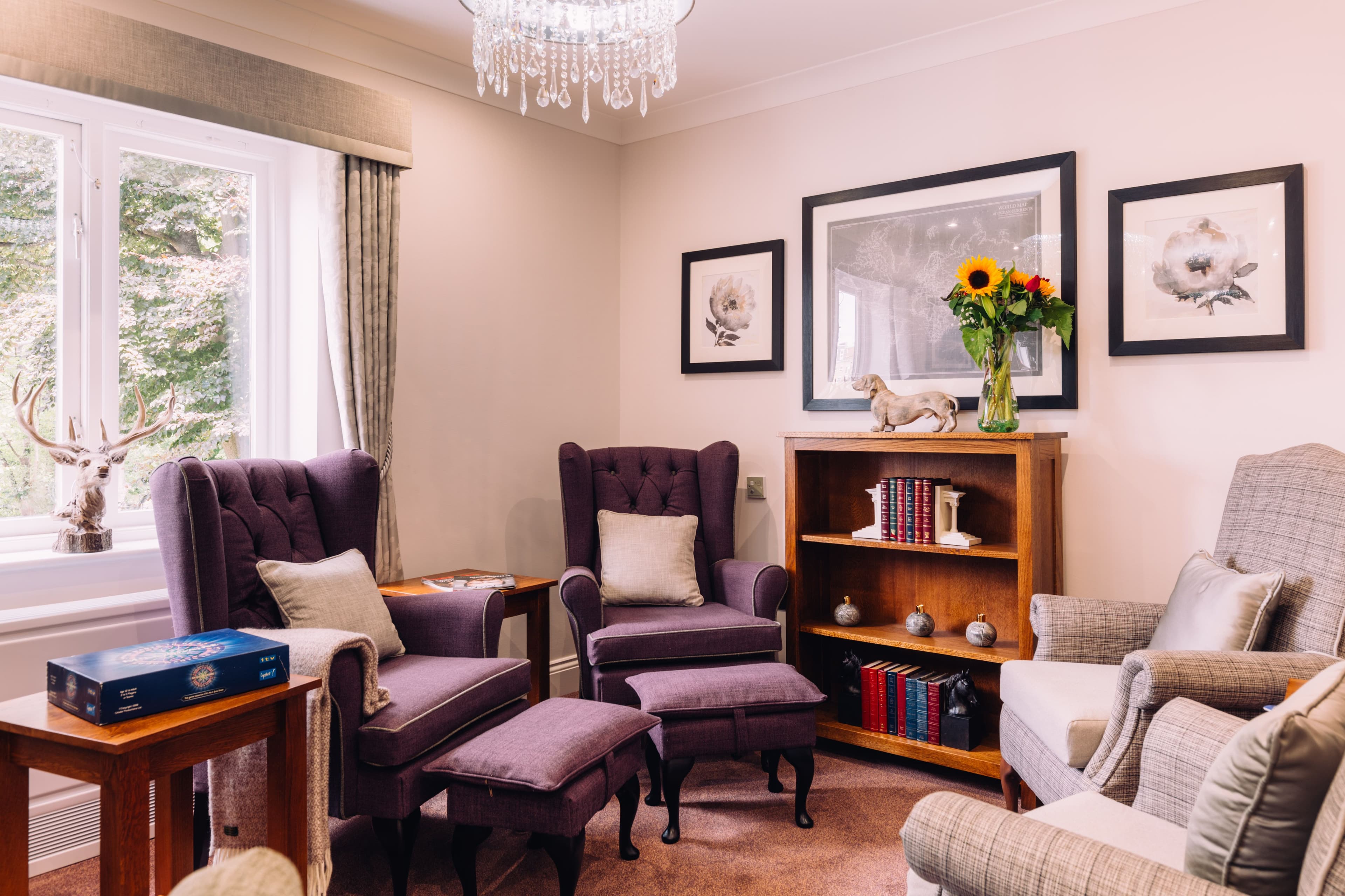 Communal Lounge at Peony Court Care Home in Croydon, Greater London