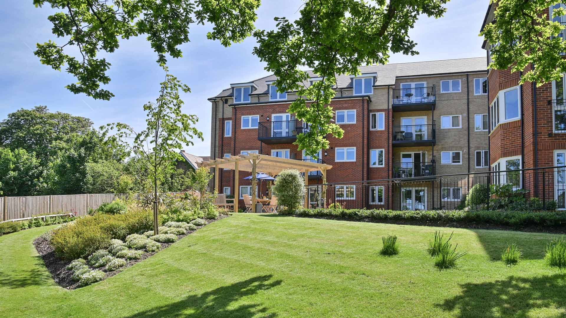 Exterior of Beck Lodge retirement development in Park Gate, Southampton