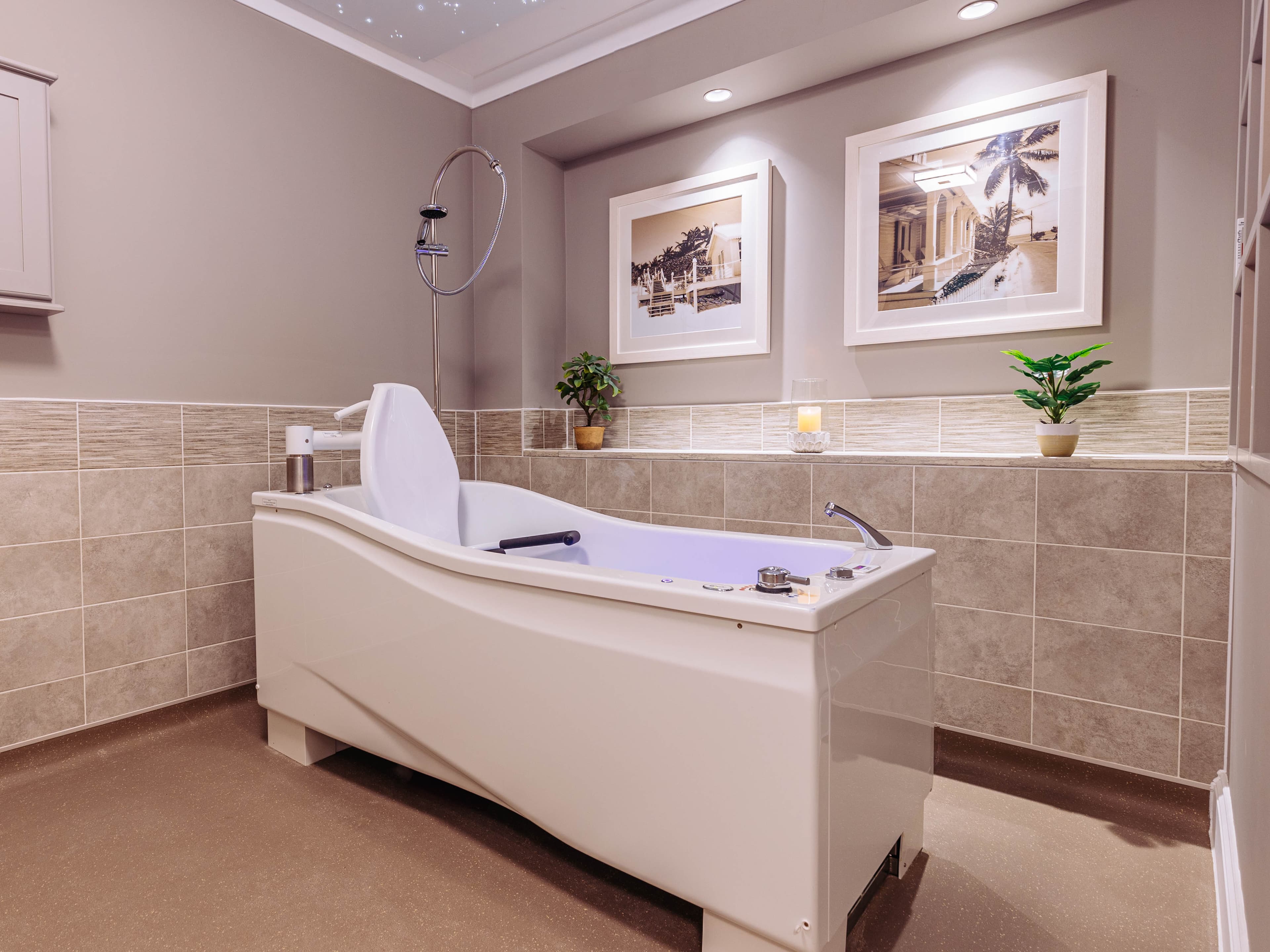 Bathroom at Bere Grove Care Home in Horndean, East Hampshire