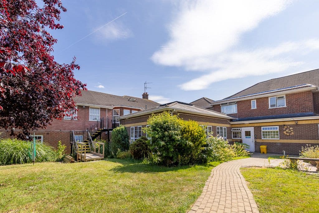 Charing Healthcare - Blair Park care home - 011
