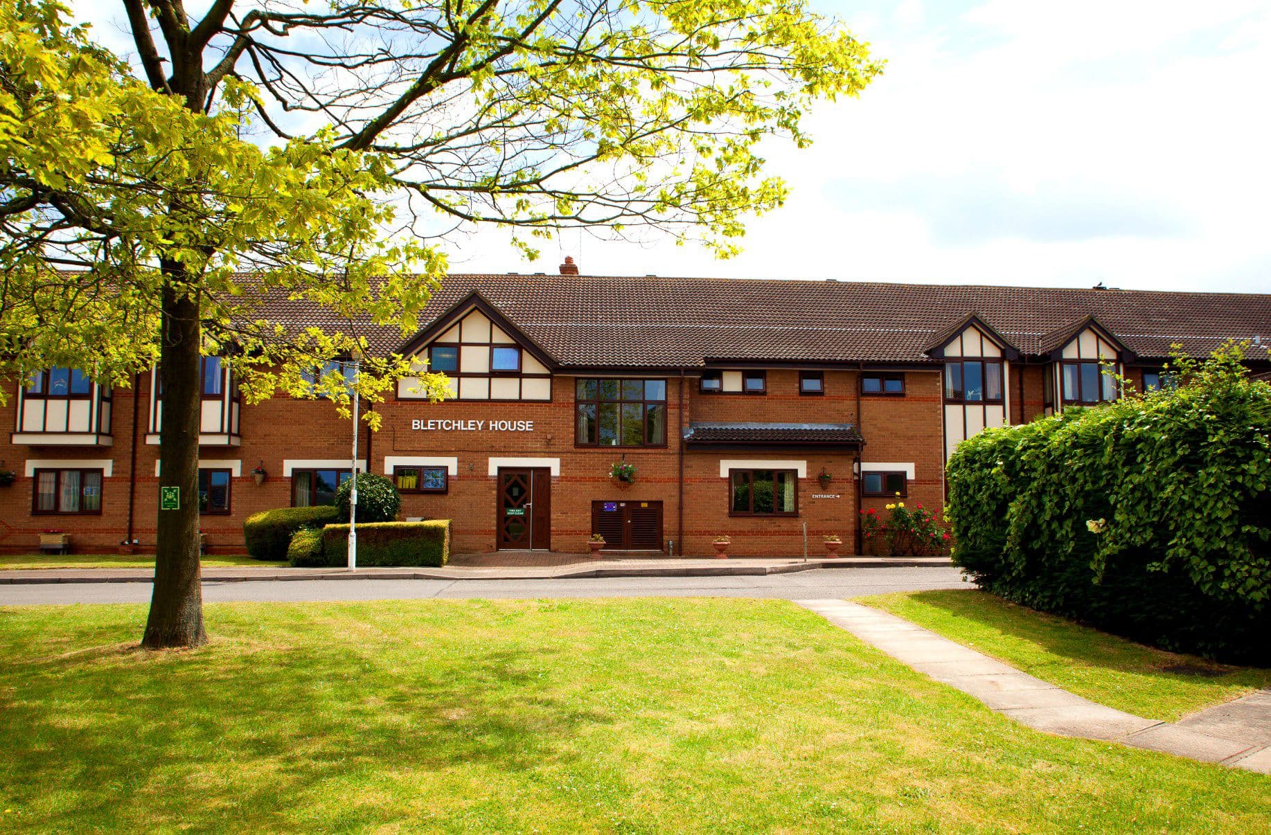 Gold Care Homes - Bletchley House care home 007