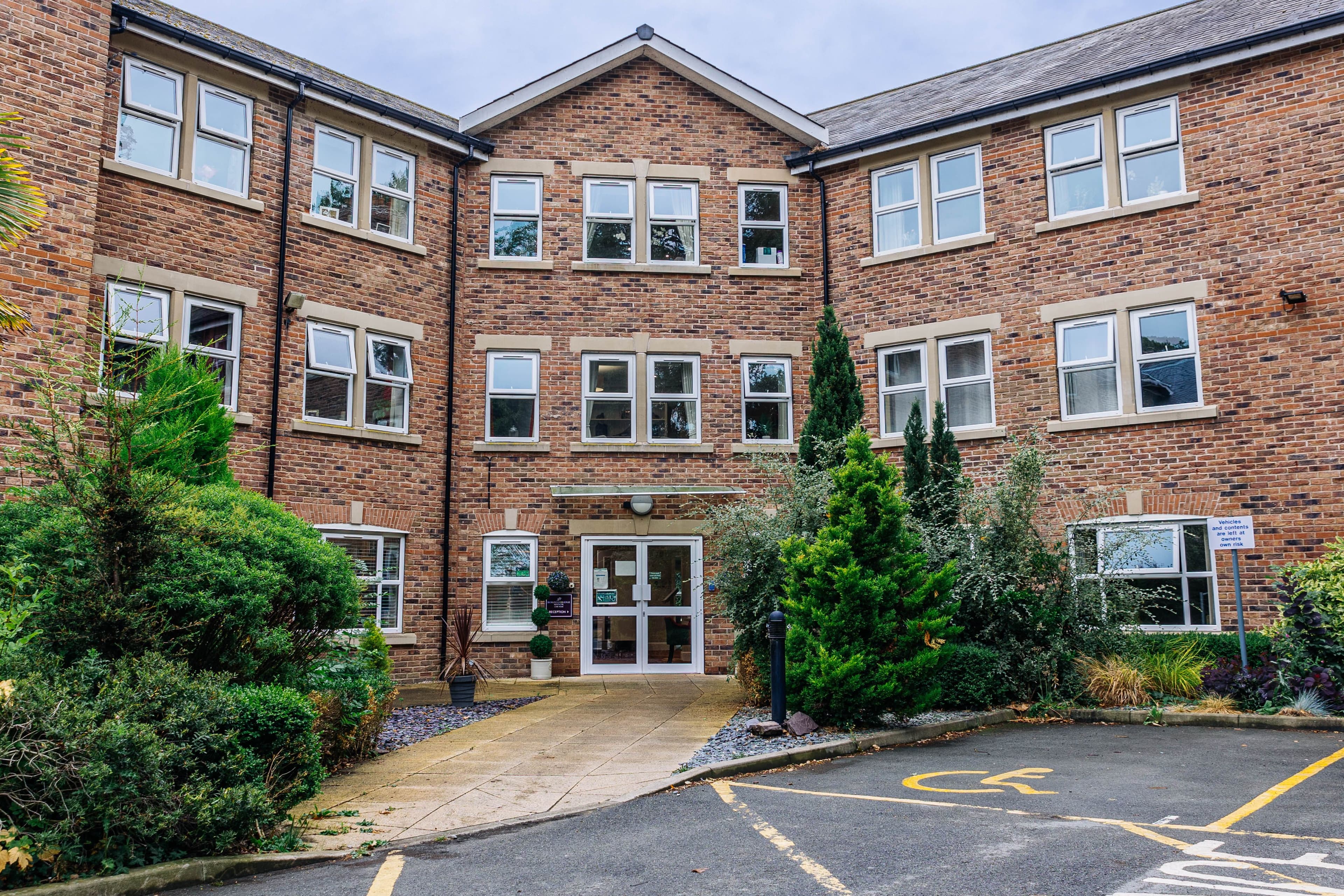 Barchester Healthcare - Boroughbridge Manor and Lodge care home 4