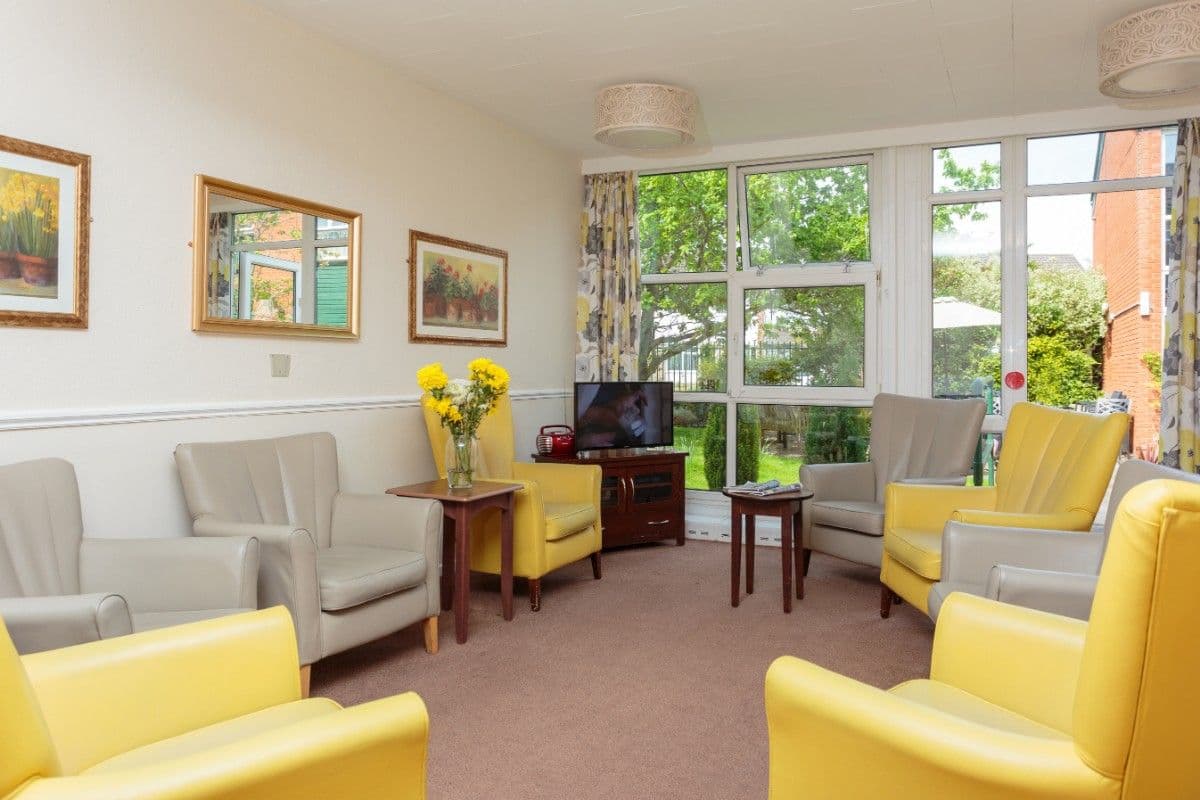 Borough Care - Lisburne Court care home 4