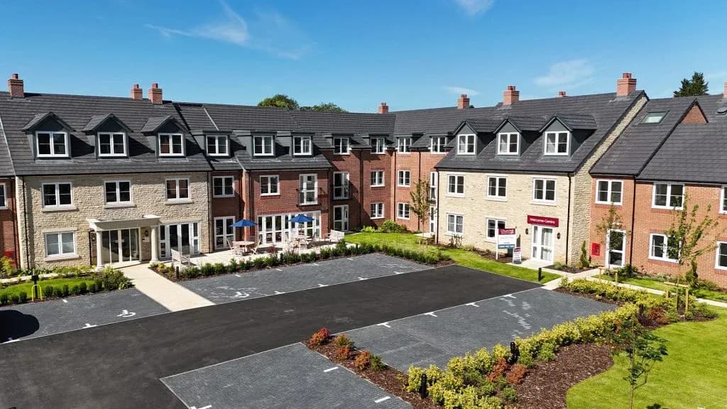 Churchill Living - Brackley - Ellesmere Lodge in 68 Halse Road, Brackley, Nottinghamshire, NN13 6EJ - 000