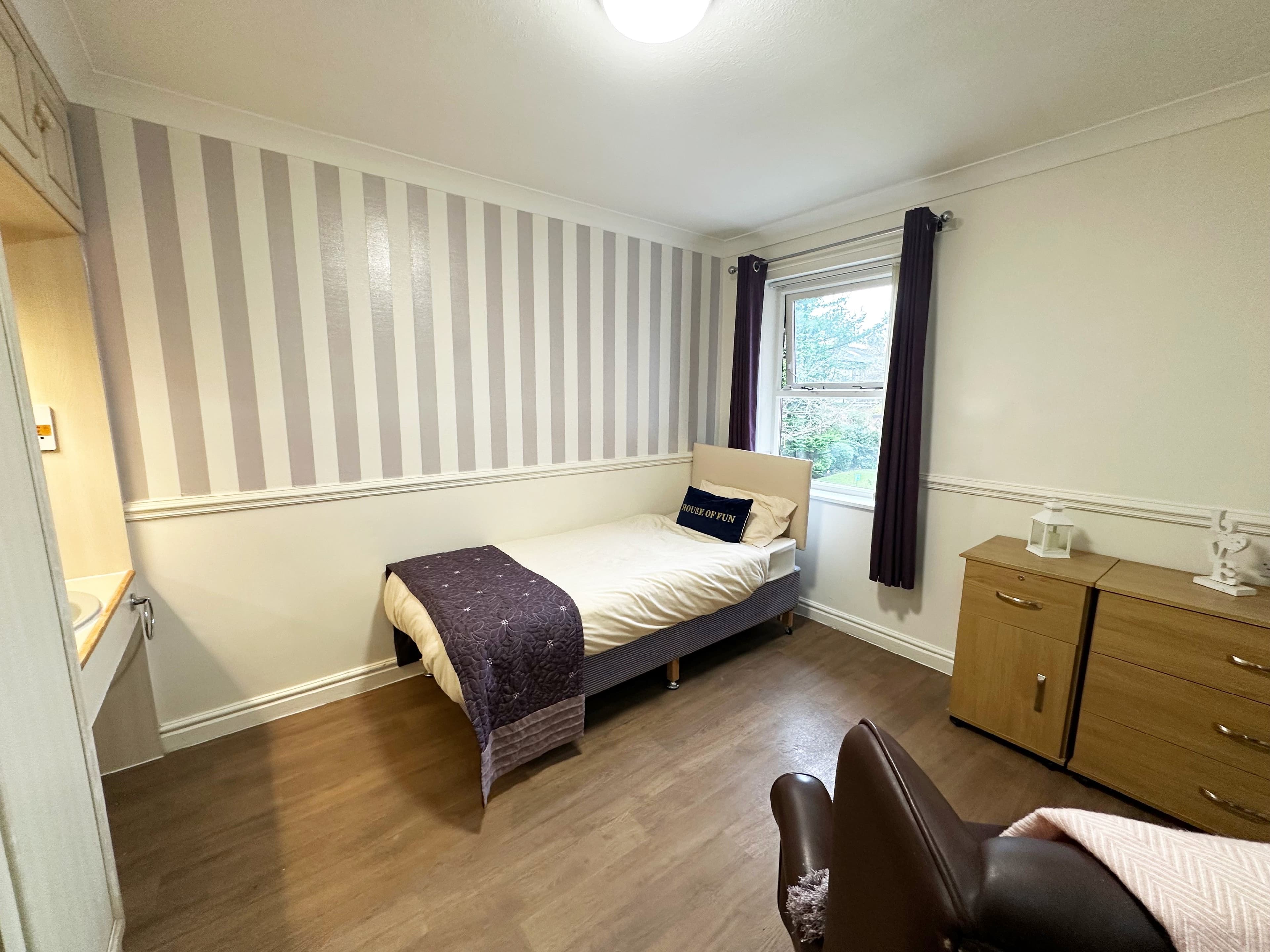 Dovehaven - Brooklands care home 005