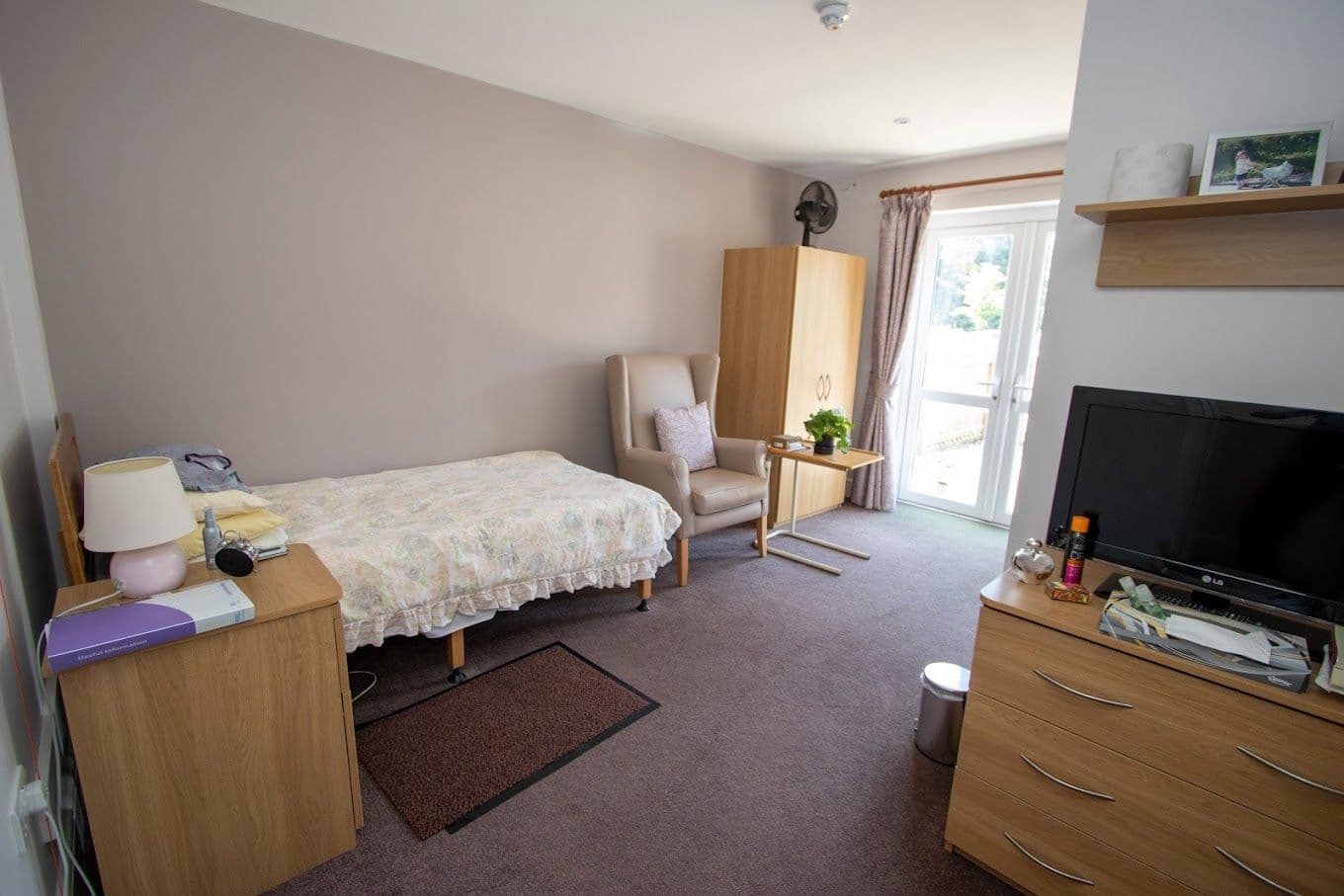 Shaw Healthcare - Brynhyfryd care home - 006