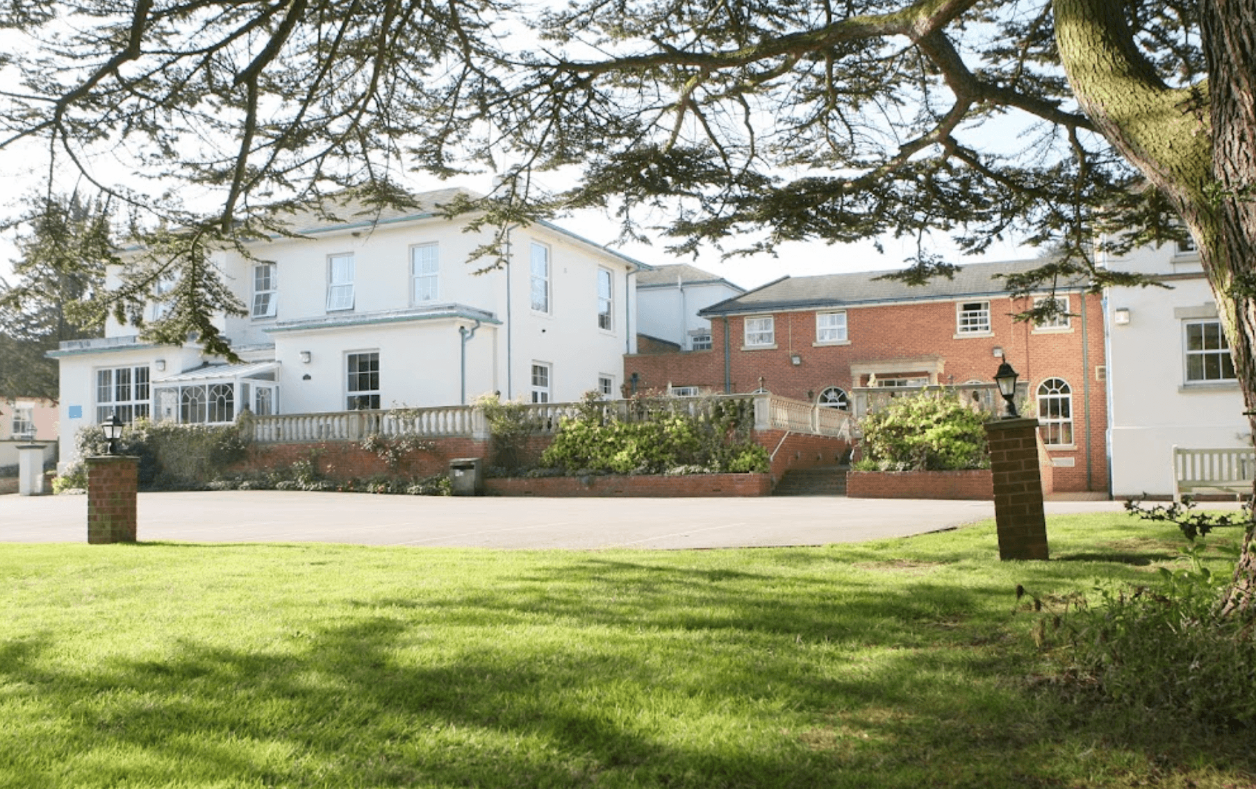 Bupa - Alveston Leys care home 11