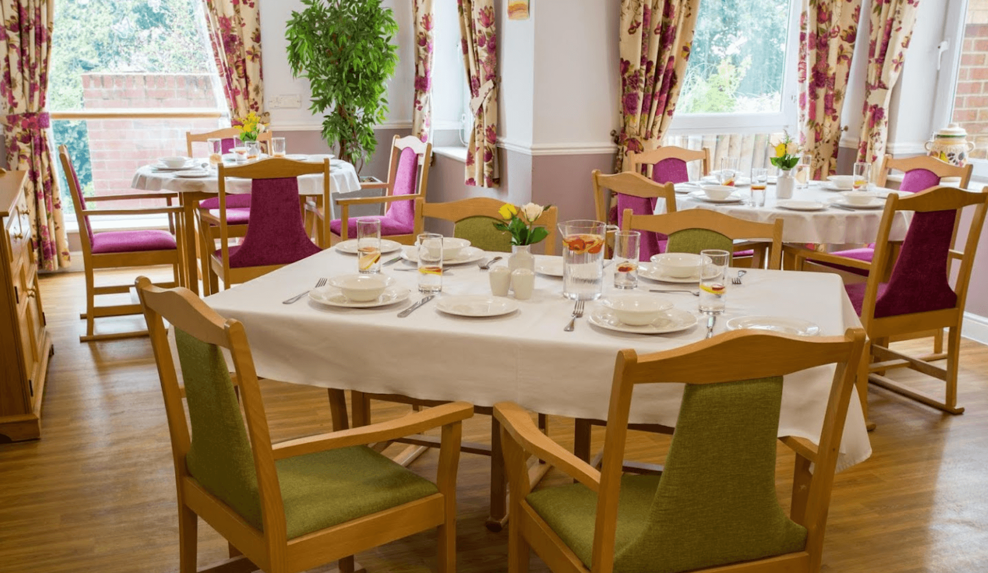 Dining Room at Oak Lodge Care Home in Southampton, Hampshire