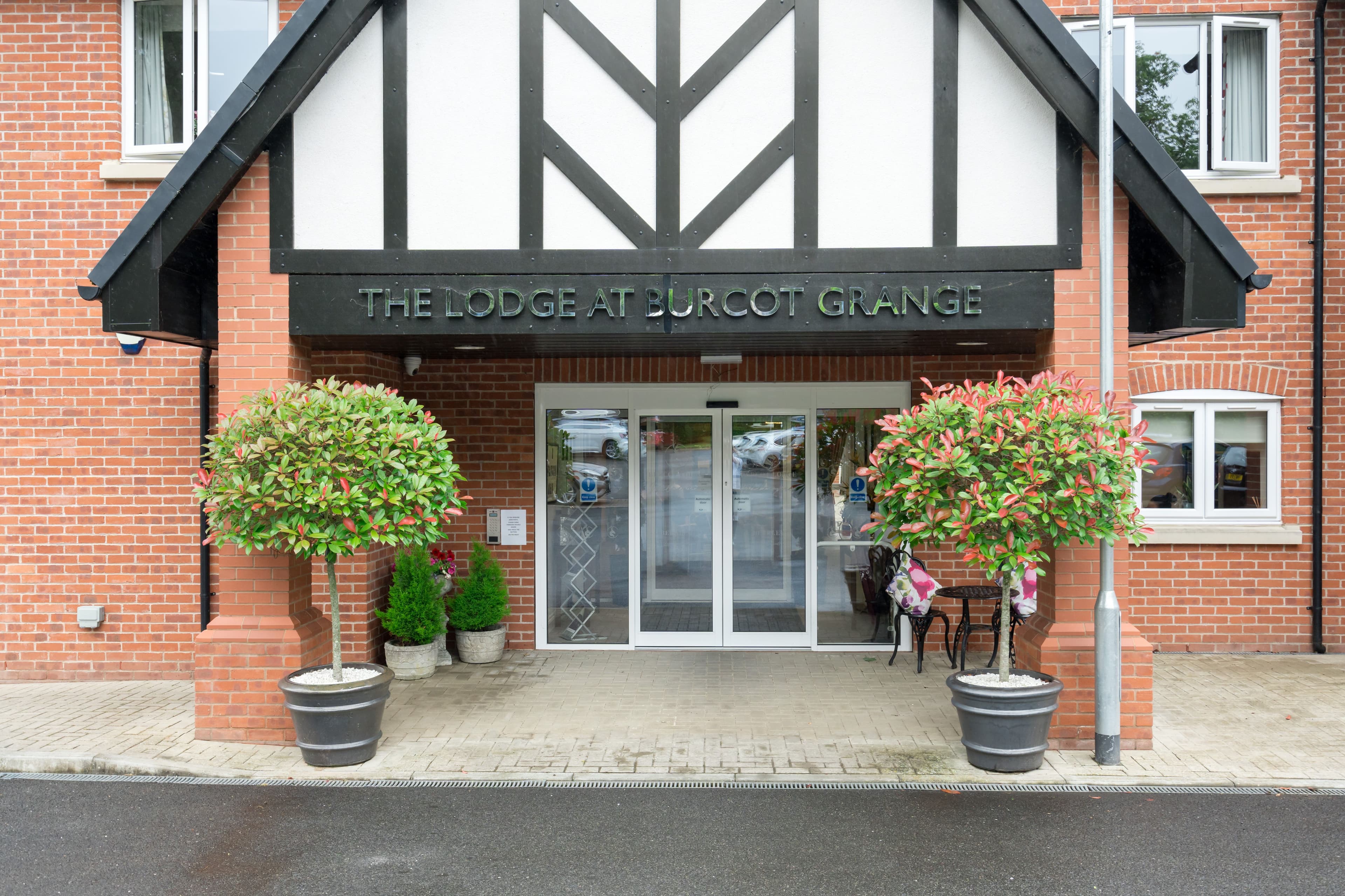 Berkley Care - The Lodge at Burcot Grange care home - 012