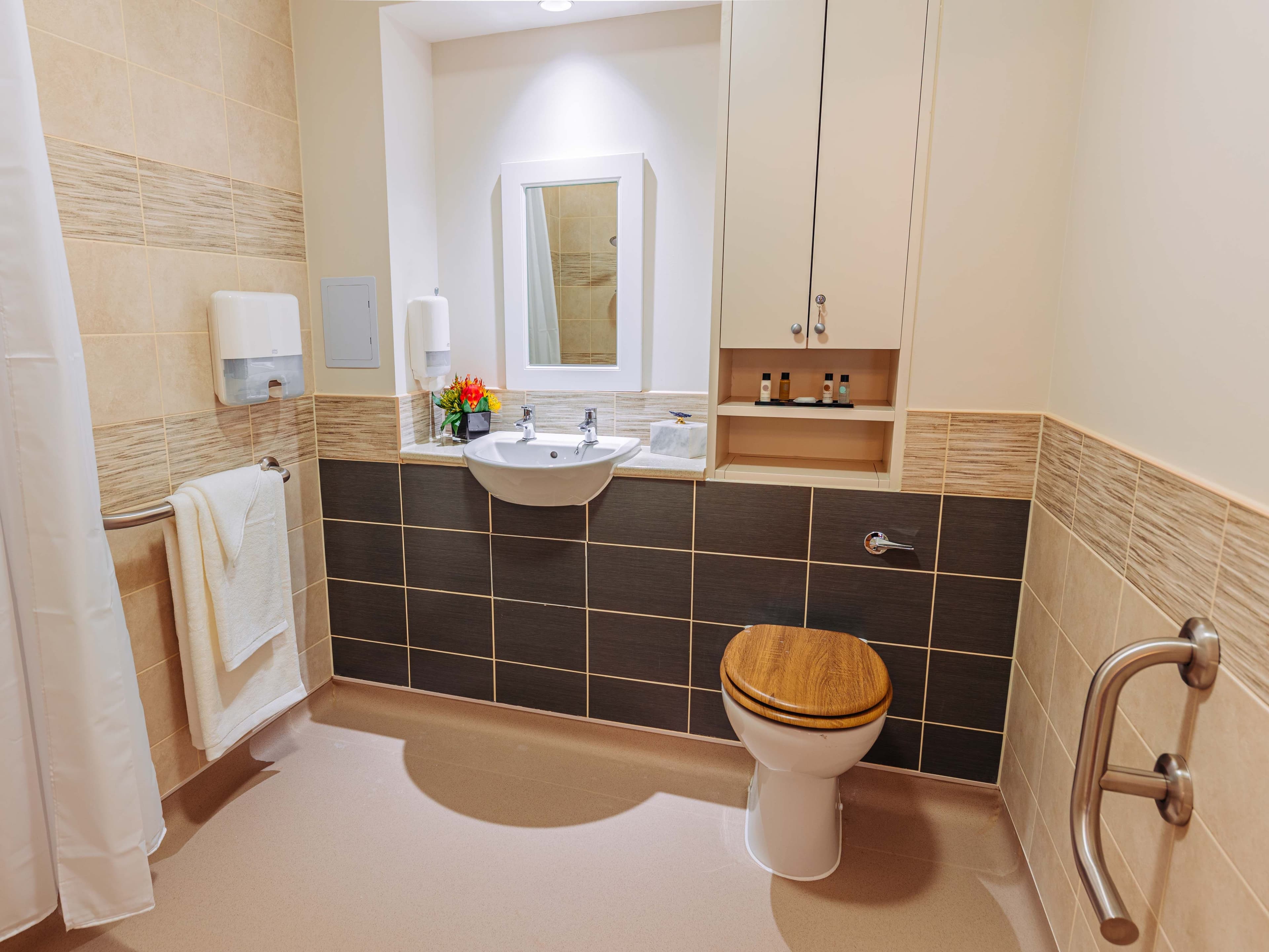 Barchester Healthcare - Barchester Healthcare Burwood Grange care home - 031