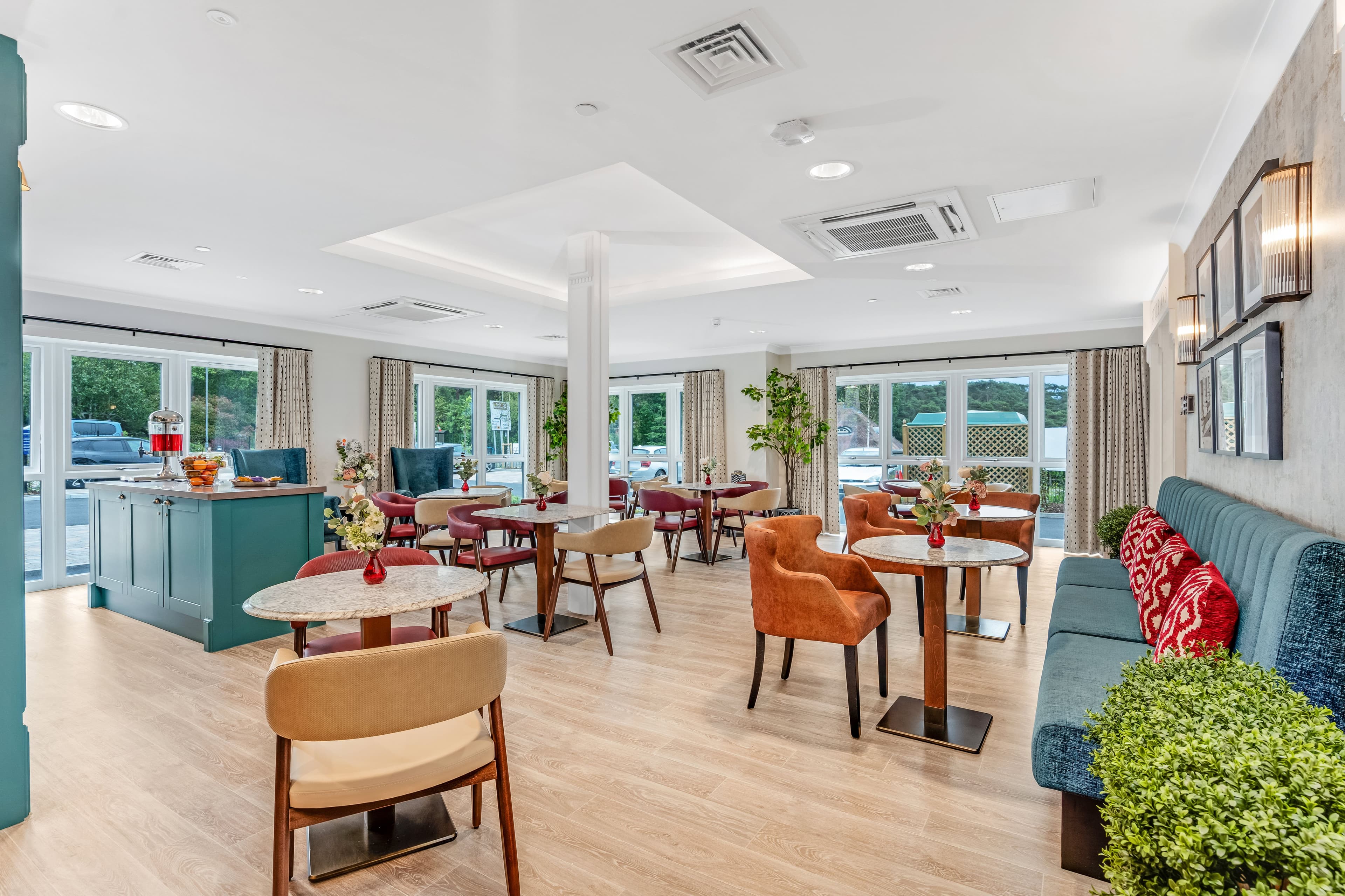 Hamberley Care Homes - Hindhead Place  care home - 003