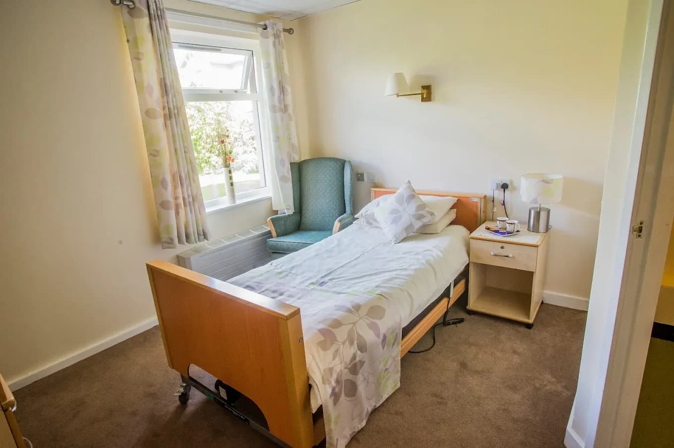 HC-One - Cairnie Lodge care home - 006