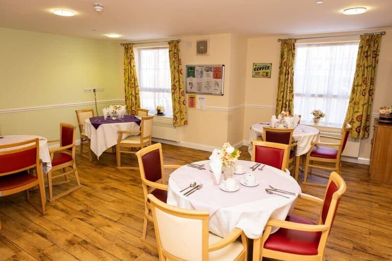 Independent Care Home - Cedars care home 2