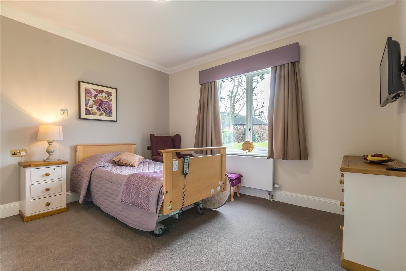 Barchester Healthcare - Chalfont Lodge care home 2