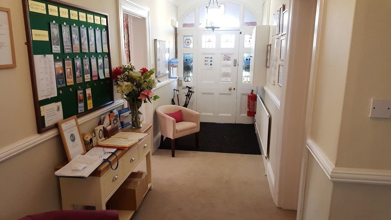 Fidelia Care - Charlton Kings care home 001