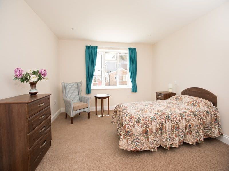 Charing Healthcare - Chippendayle Lodge care home - 004