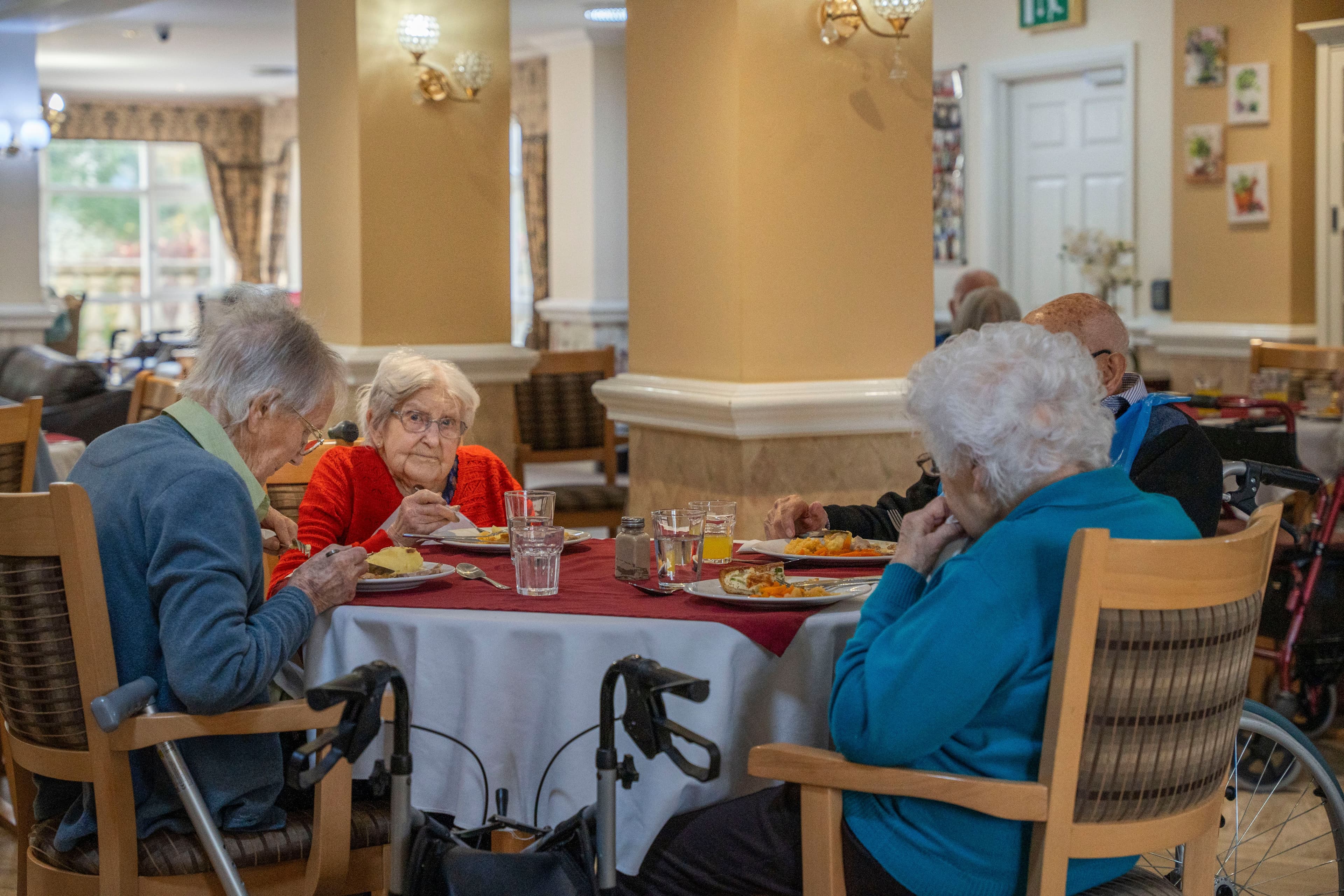 AgeCare - Waterbeach Lodge care home 004