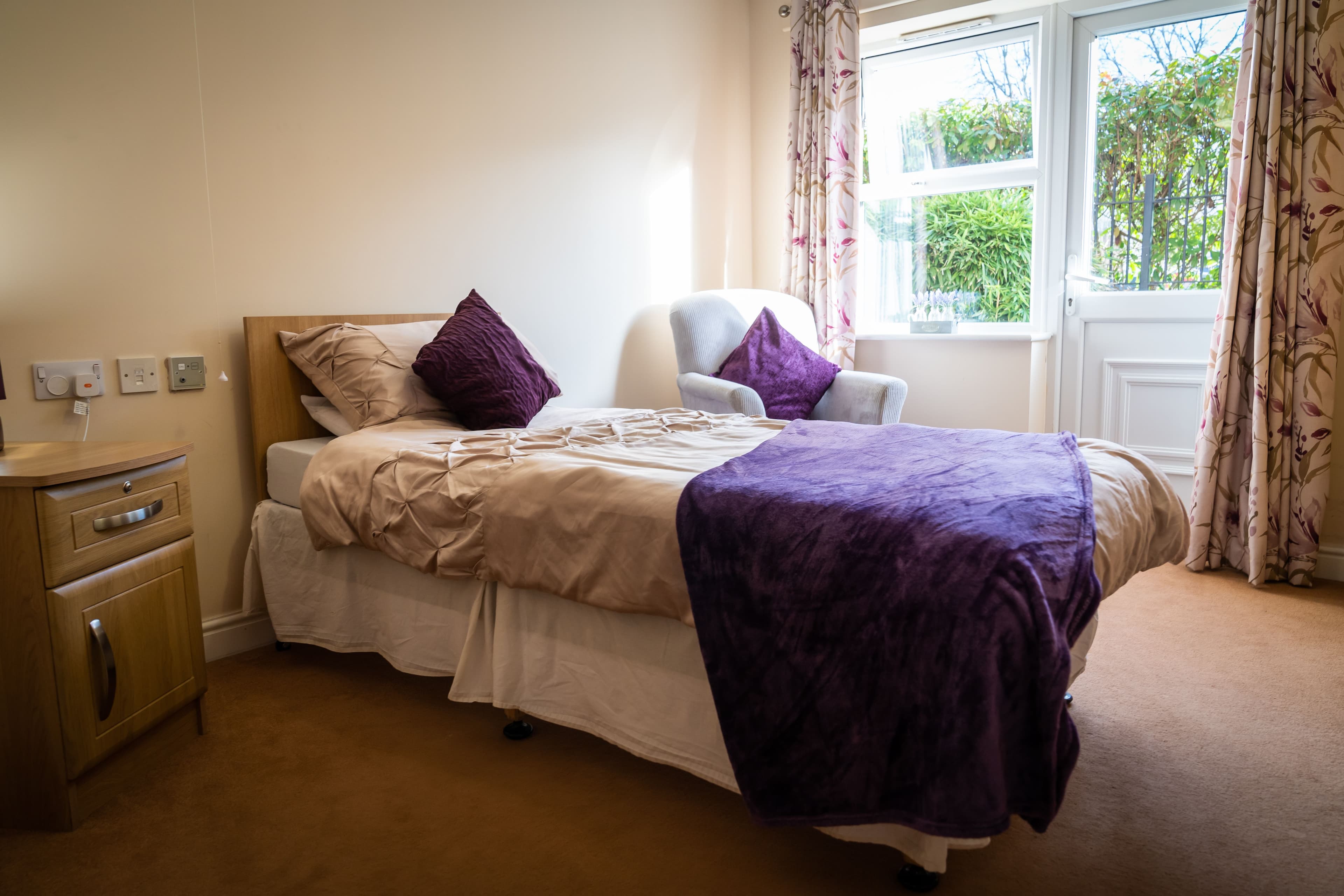 Bedroom of Lime Tree Court in Bilston, West Midlands