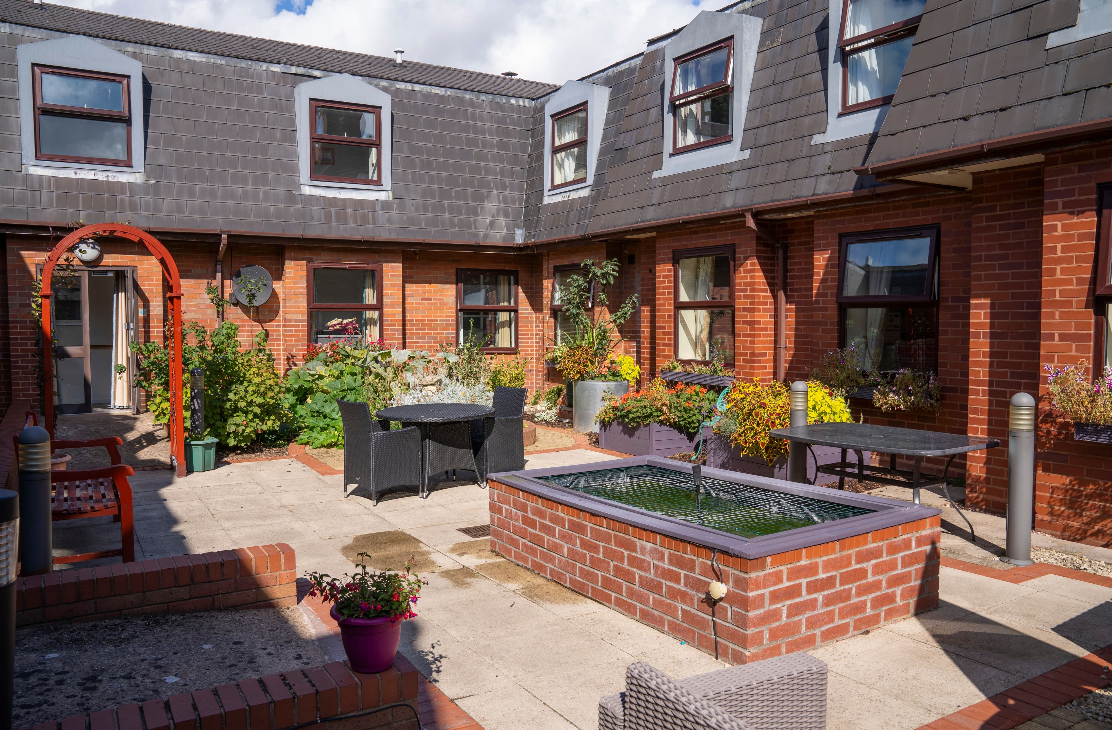 Courtyard at Ravenhurst Residential, Stourport-on-Severn