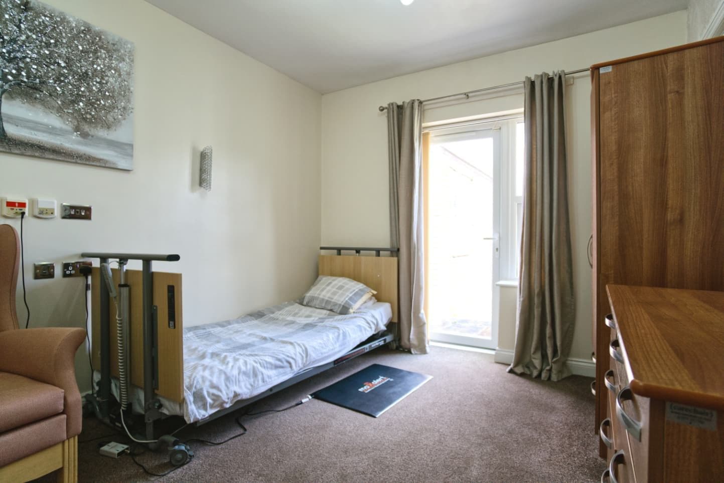 Ascot Care - The Gardens care home - 003