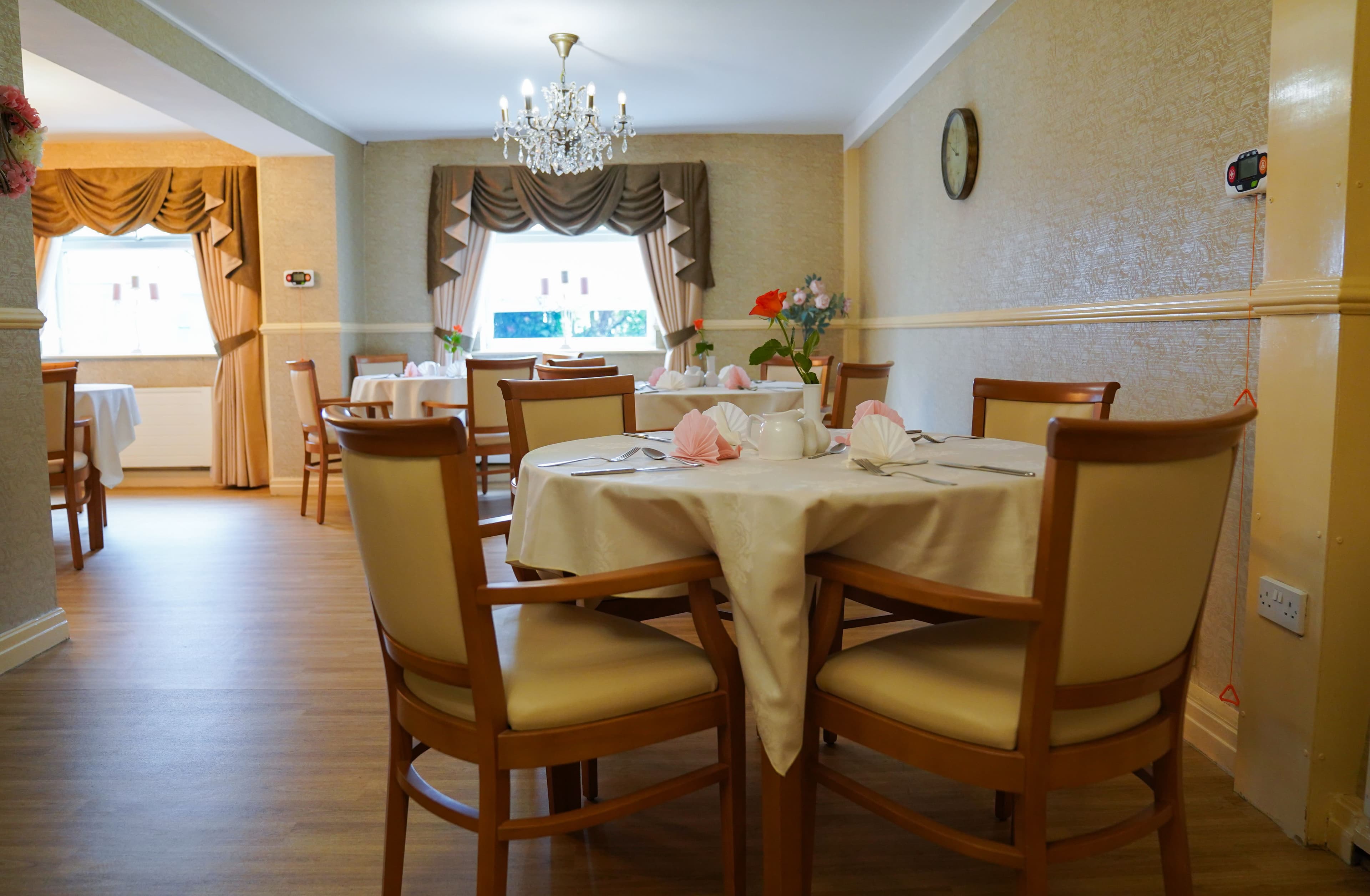 Dining room of Prince Alfred in Liverpool, Merseyside