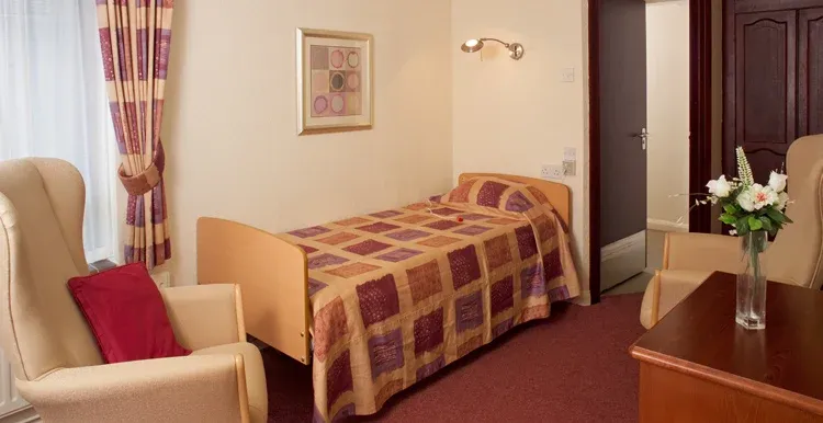 HC-One - Daisy Nook House care home - 003