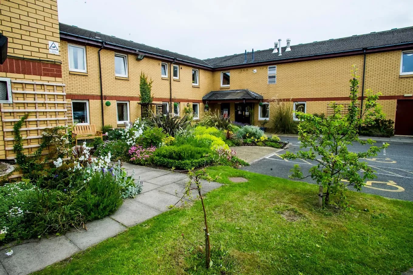 HC-One - Drummohr care home - 007