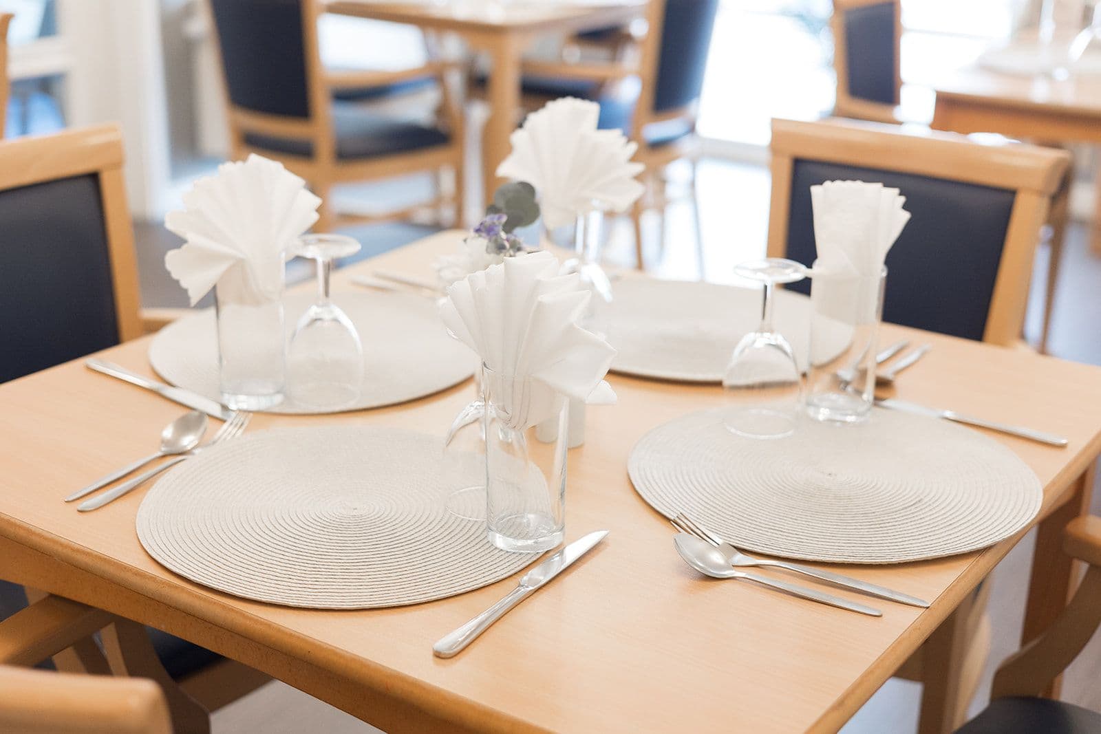 Advinia Health Care - Elderslie care home - 012