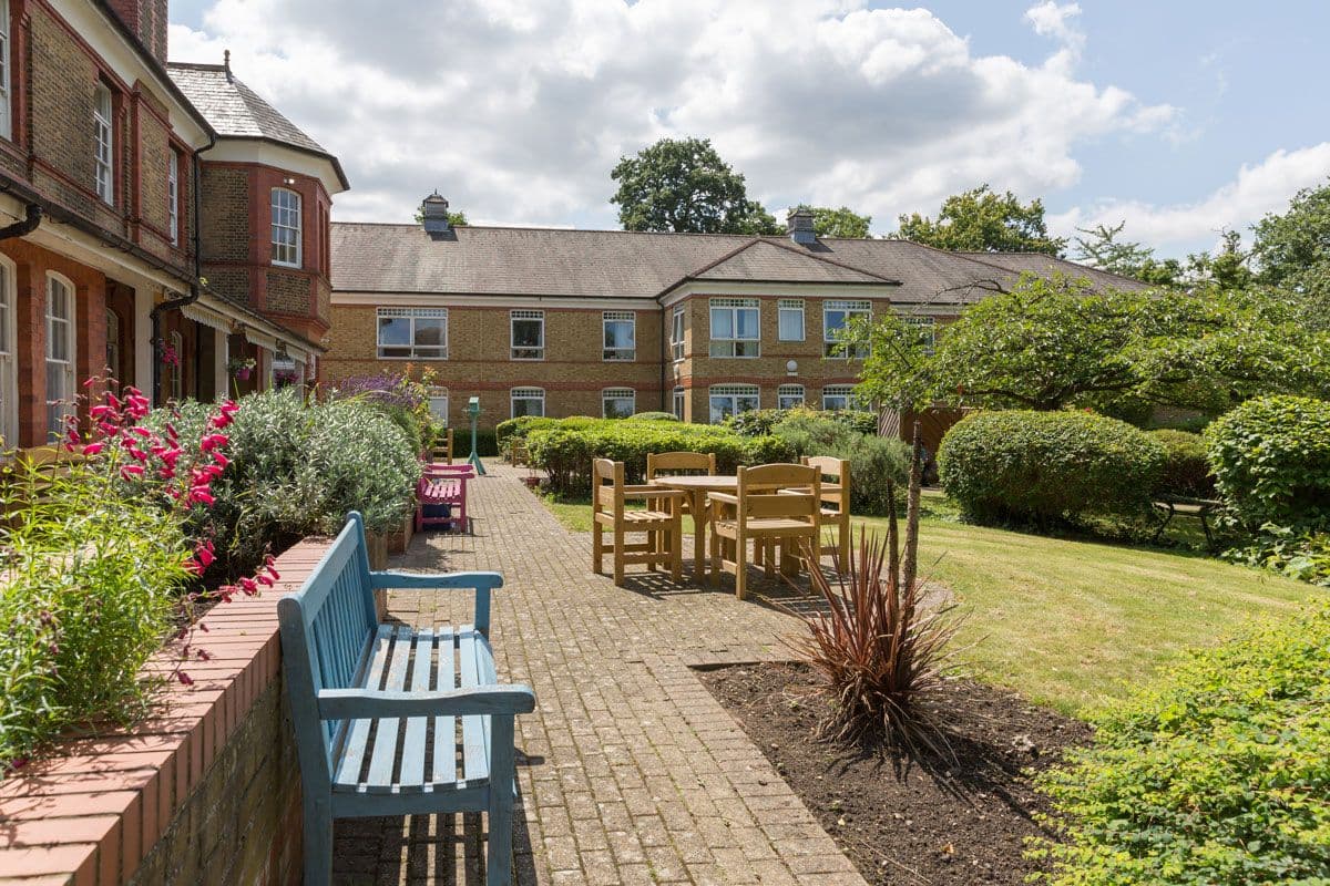 Care UK - Elizabeth Lodge care home - 008