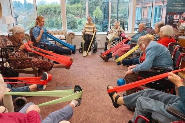 Cinnamon Luxury Care - Hartwood House care home - 004