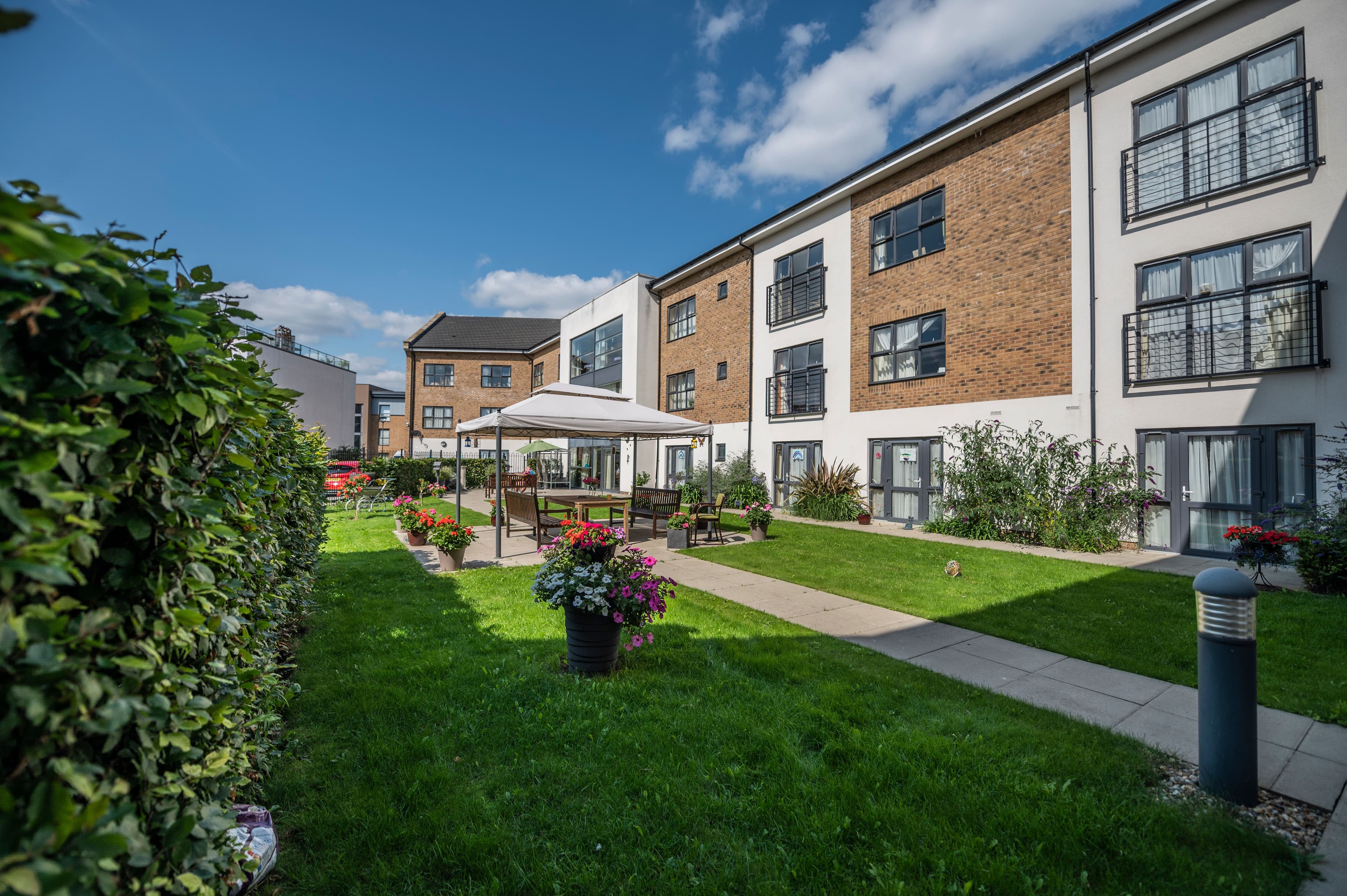 Gold Care Homes - Drayton Village care home - 005