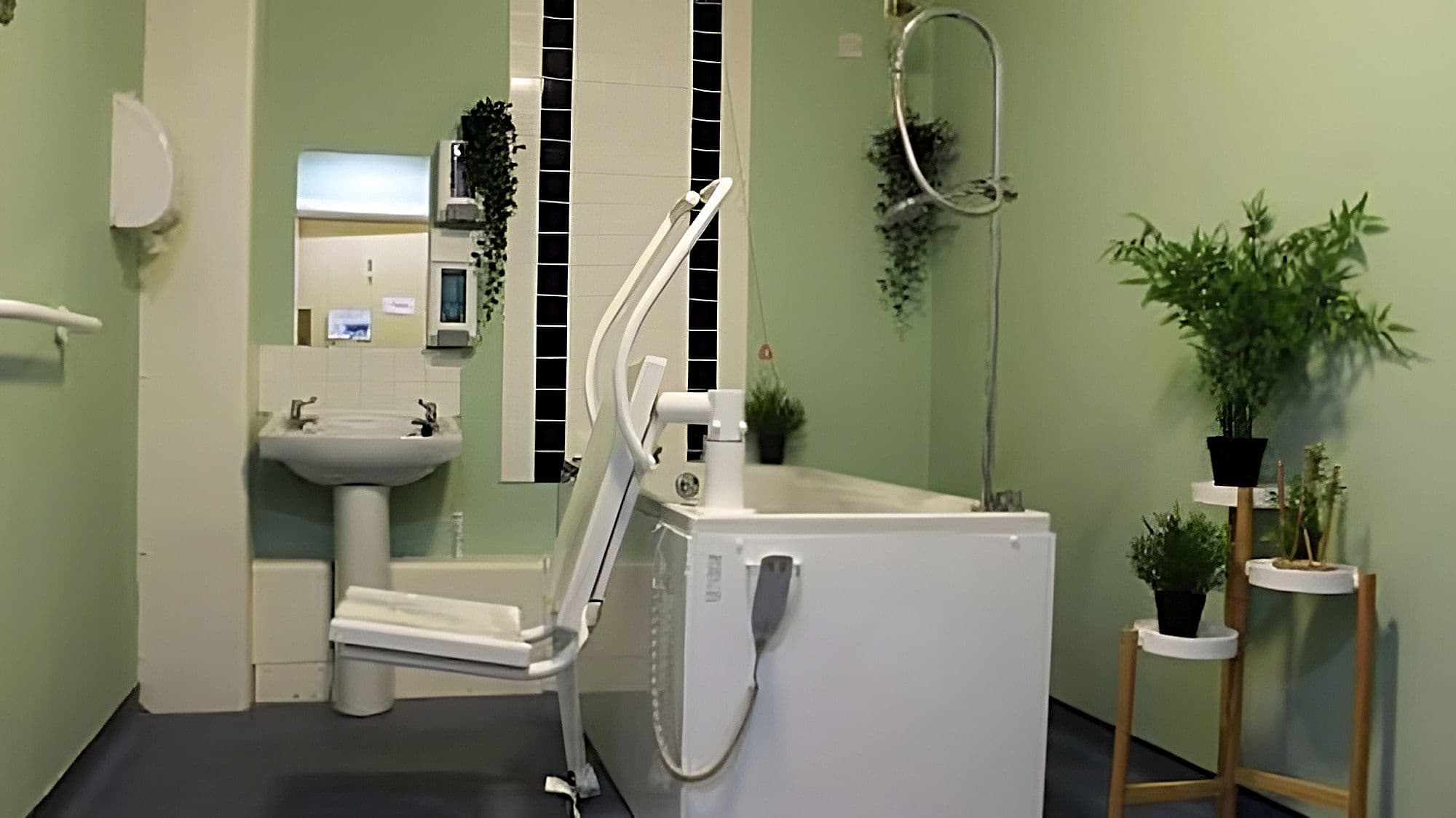 Countrywide - Field View care home 7