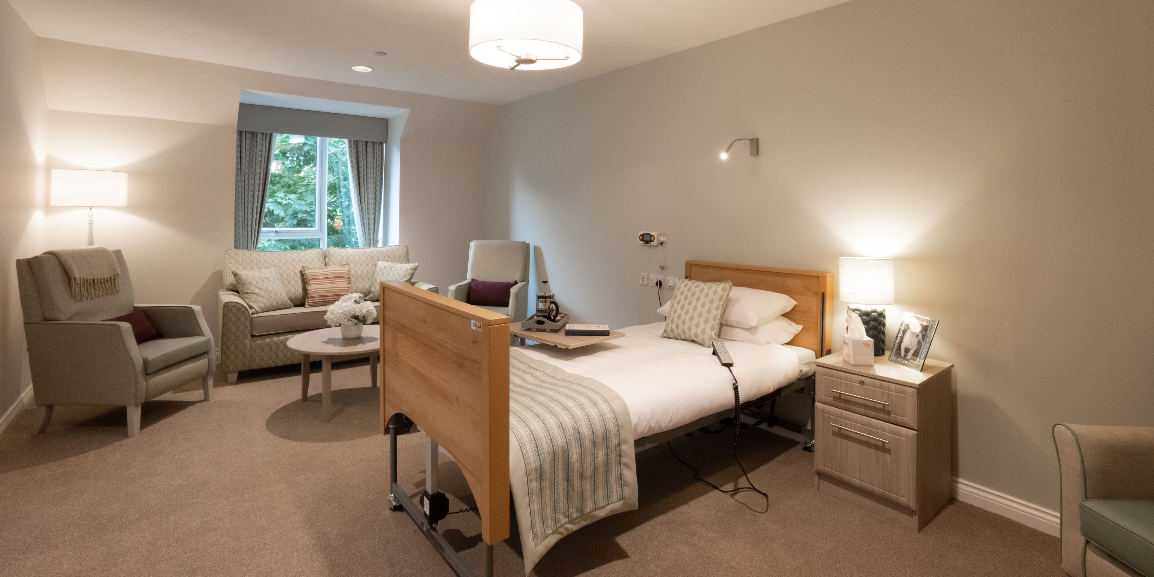 Independent Care Home - Floryn House care home 023