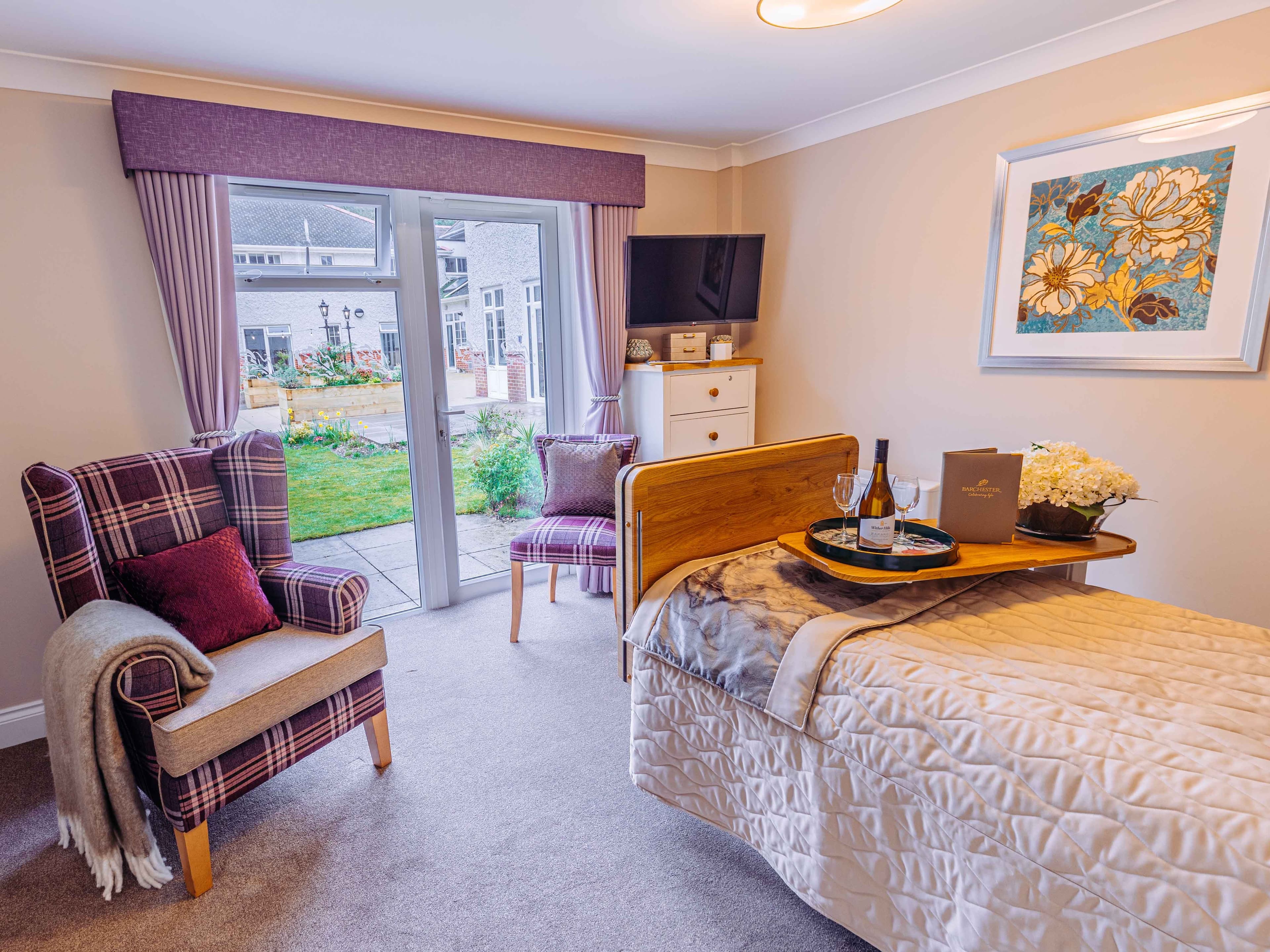 Barchester Healthcare - Barchester Healthcare Flowerdown care home - 019